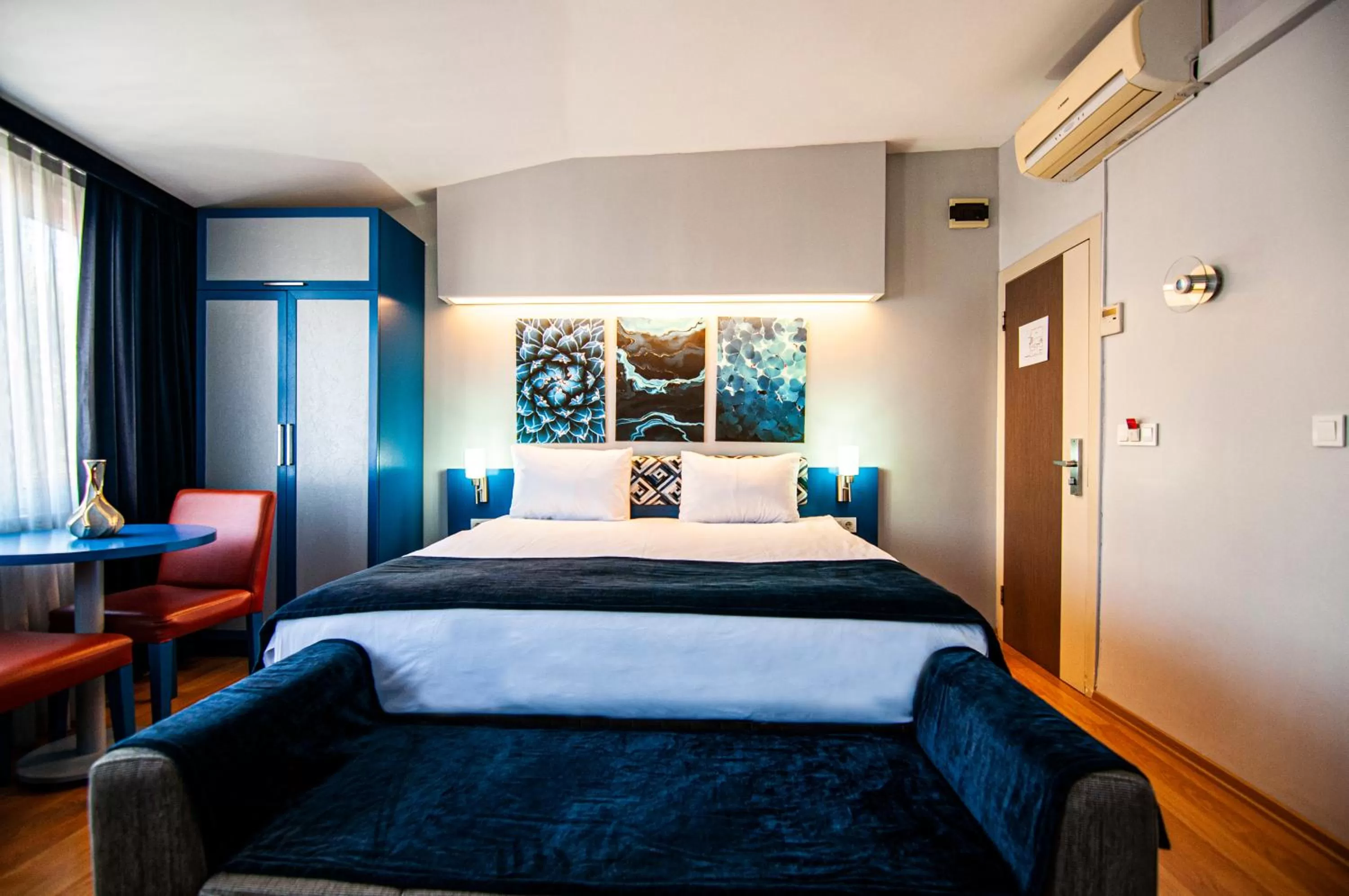 Bed in Lapis Inn Hotel & Spa ( Ex. Ambassador Hotel)