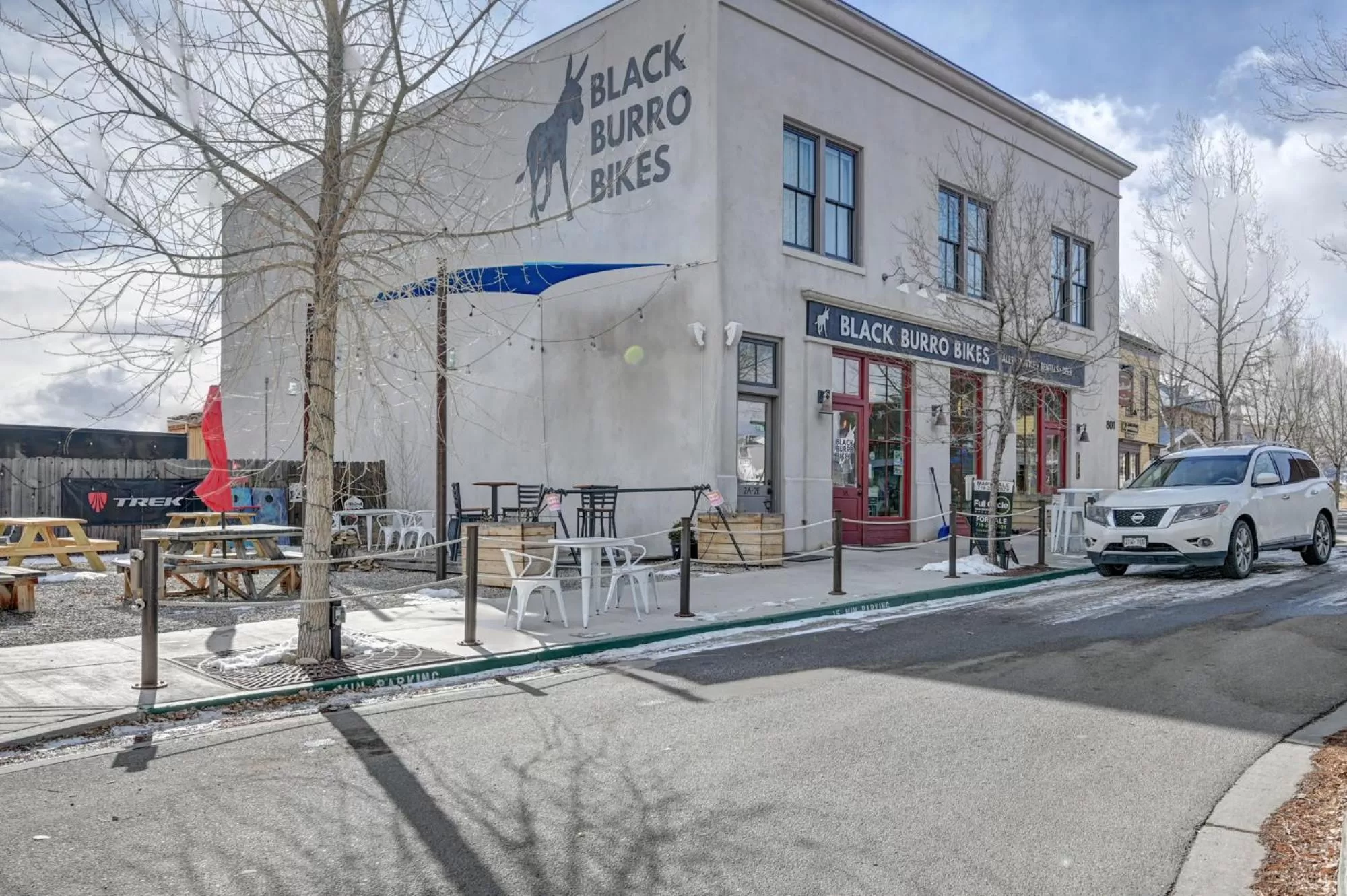 Property Building in South Main Residences by Surf Hotel