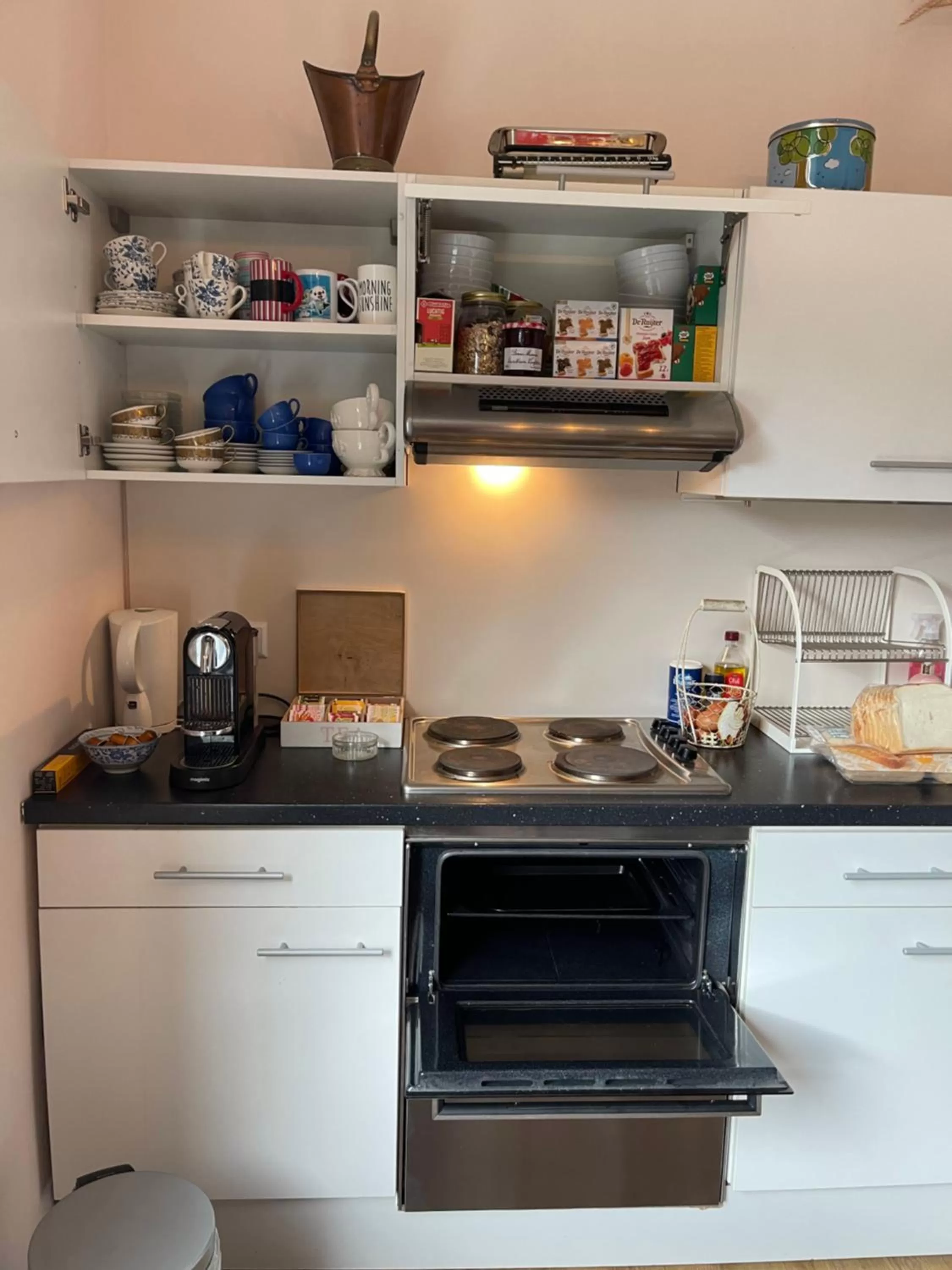Coffee/tea facilities, Kitchen/Kitchenette in Oase van Haarlem, 15 minuten van Amsterdam