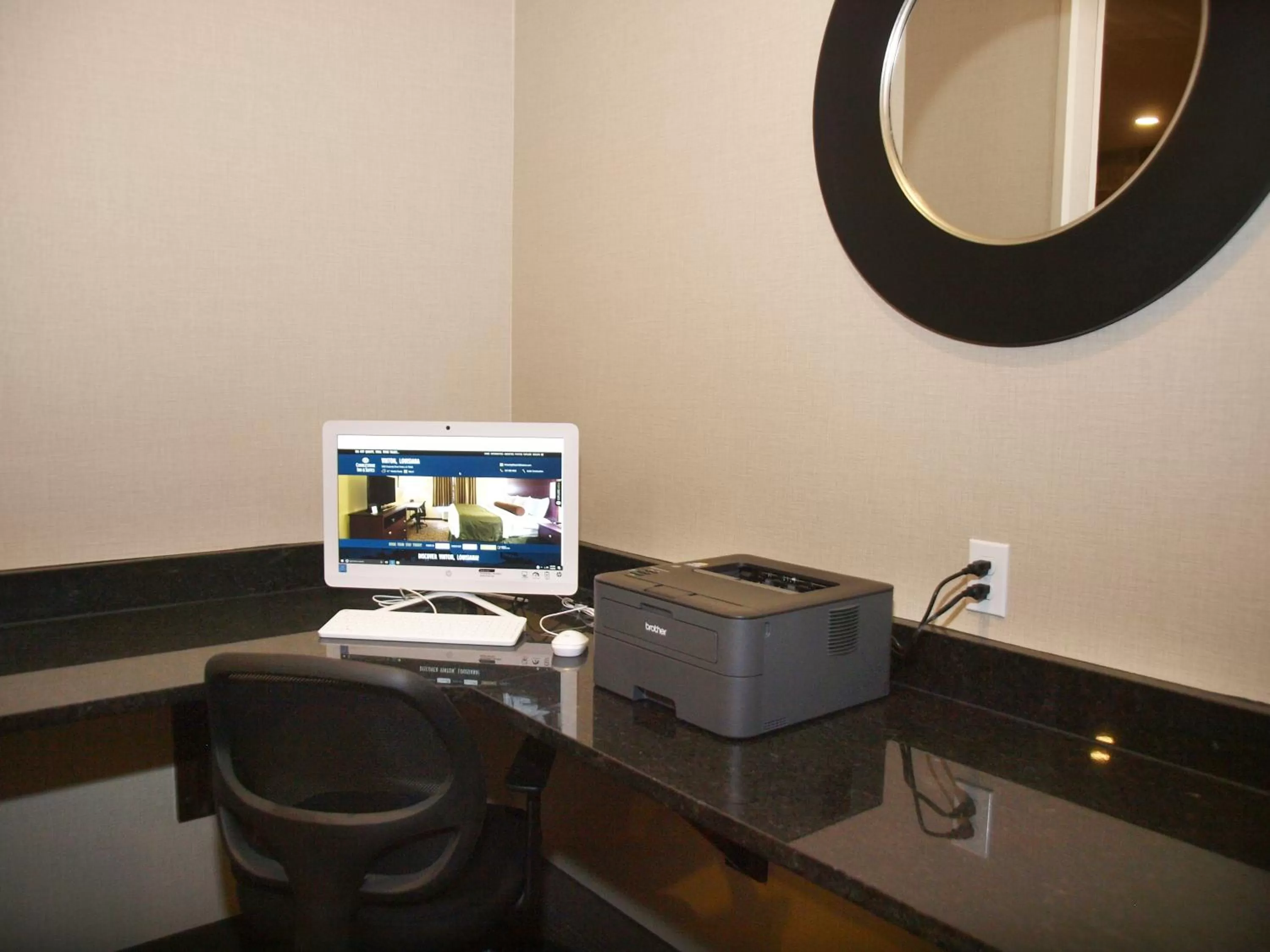 Business facilities in Cobblestone Inn & Suites - Vinton, LA