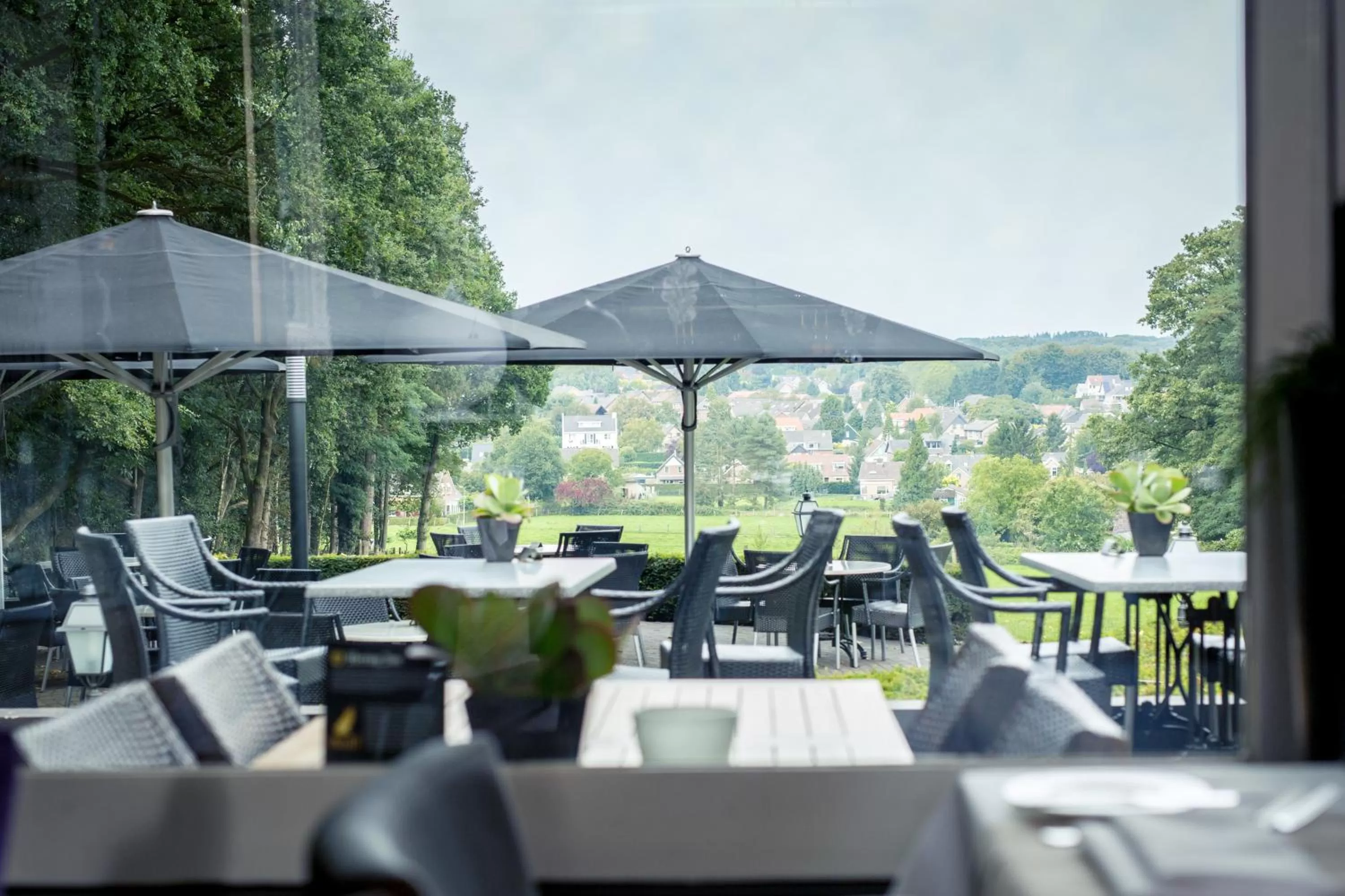 Restaurant/places to eat in Hotel Restaurant De Wolfsberg
