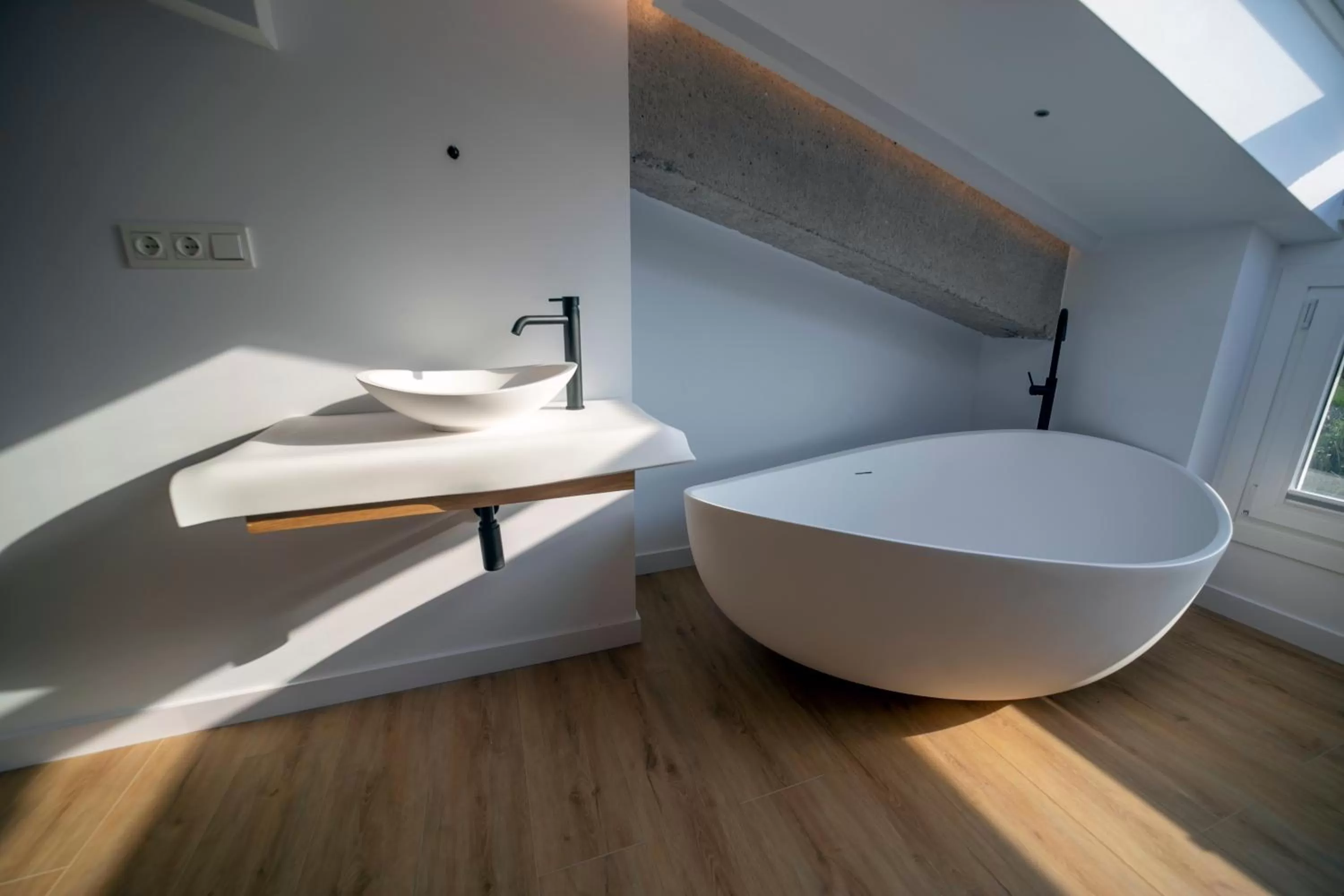 Bath in Hotel Boutique Berazadi Berri