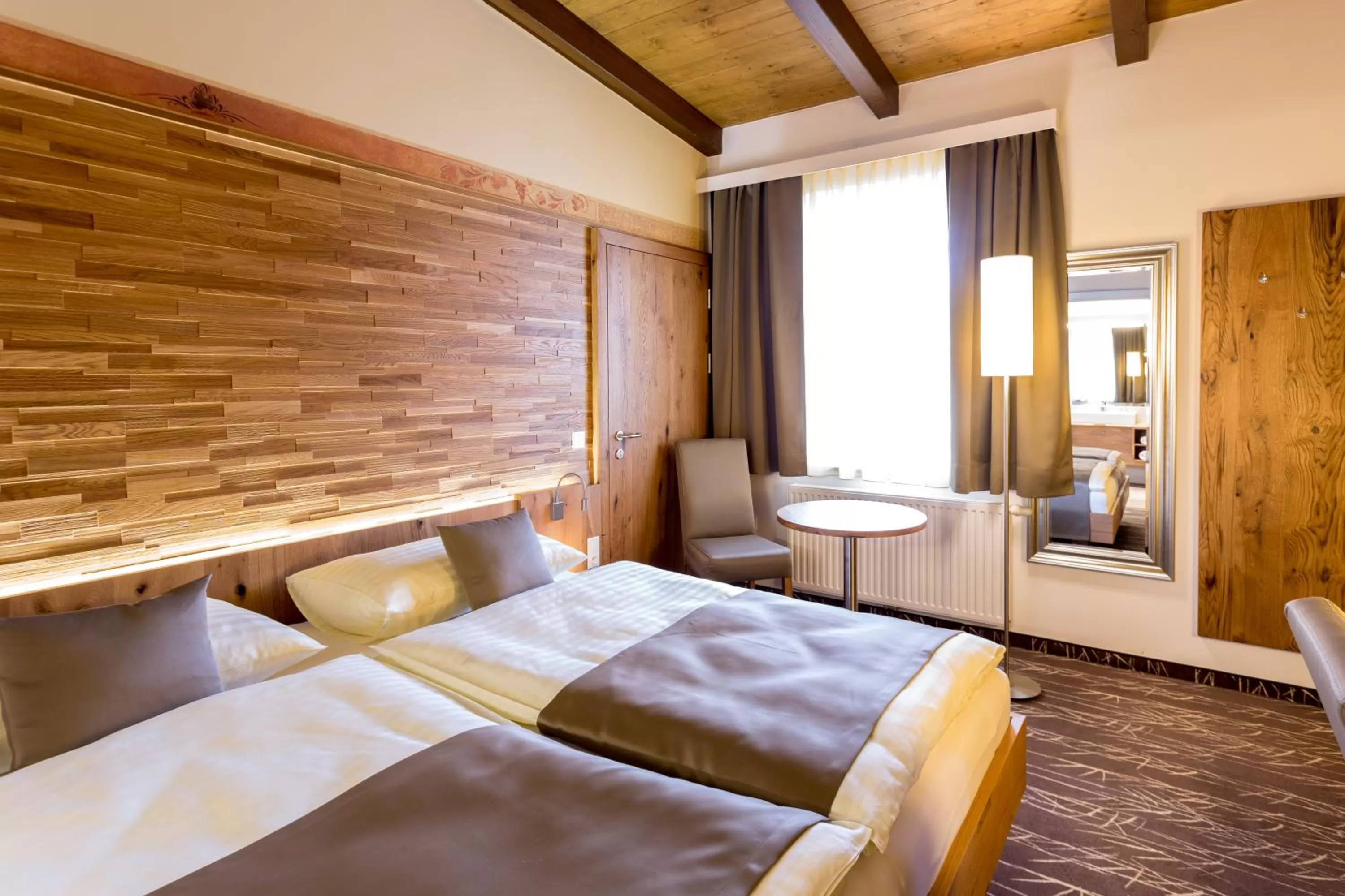 Bedroom, Bed in Hotel Schlof Guat