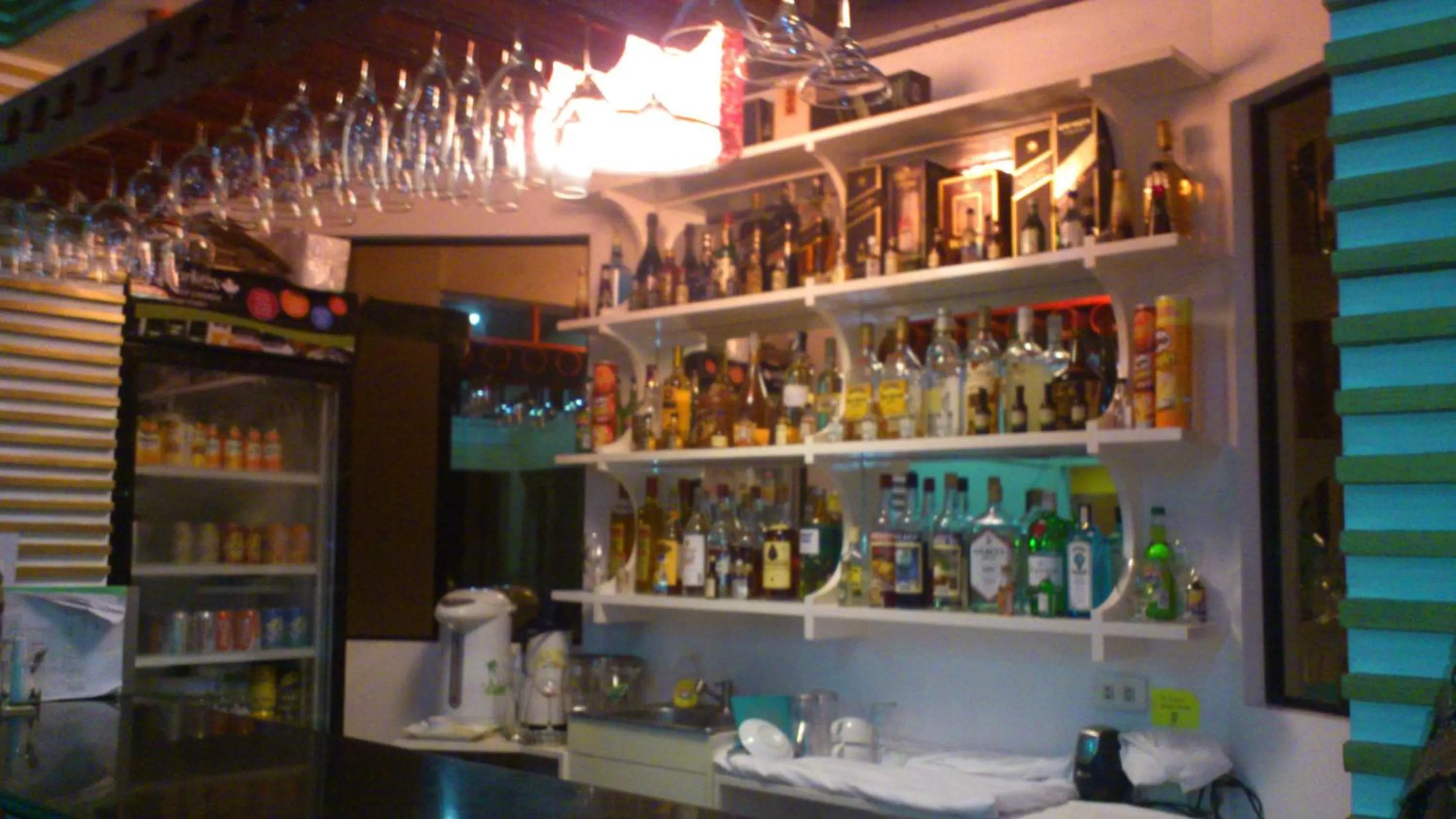 Restaurant/places to eat in Blue Lagoon Inn & Suites