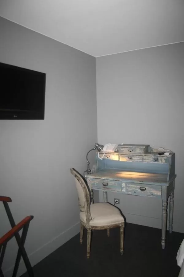 Decorative detail in Hôtel 19'Cent