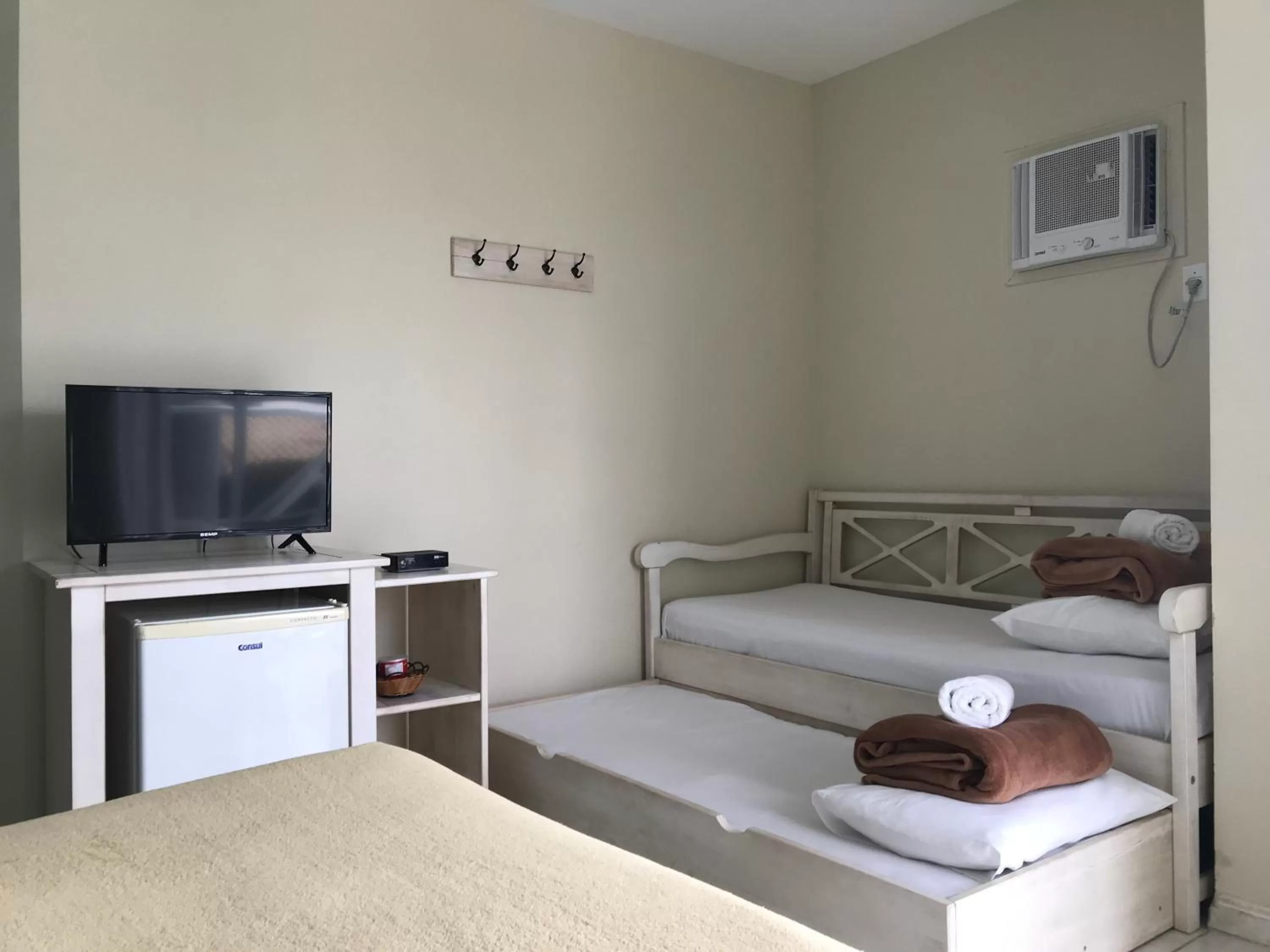 TV/Entertainment Center in Pousada Vila Verde