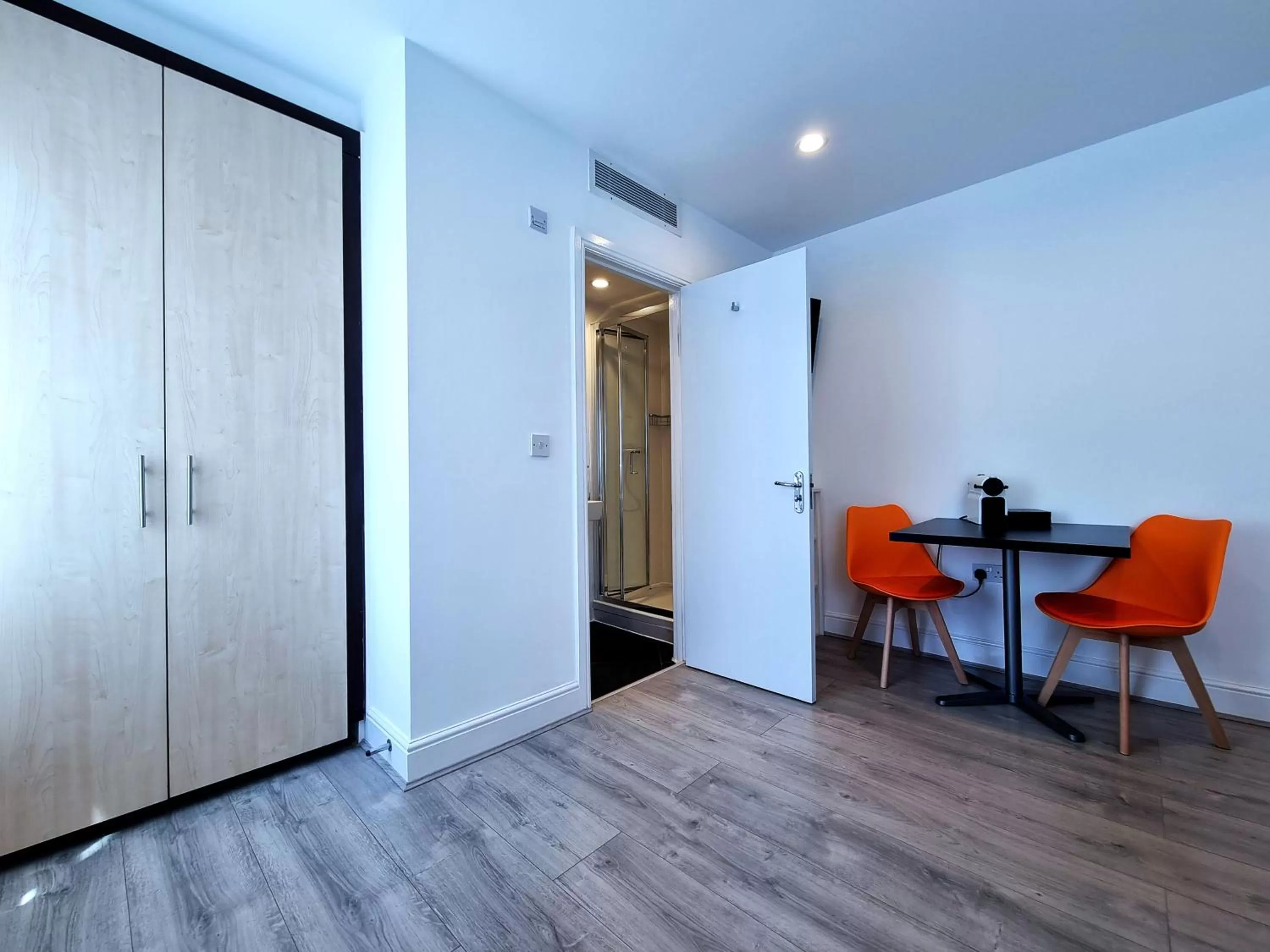 Bedroom in 146 Studios