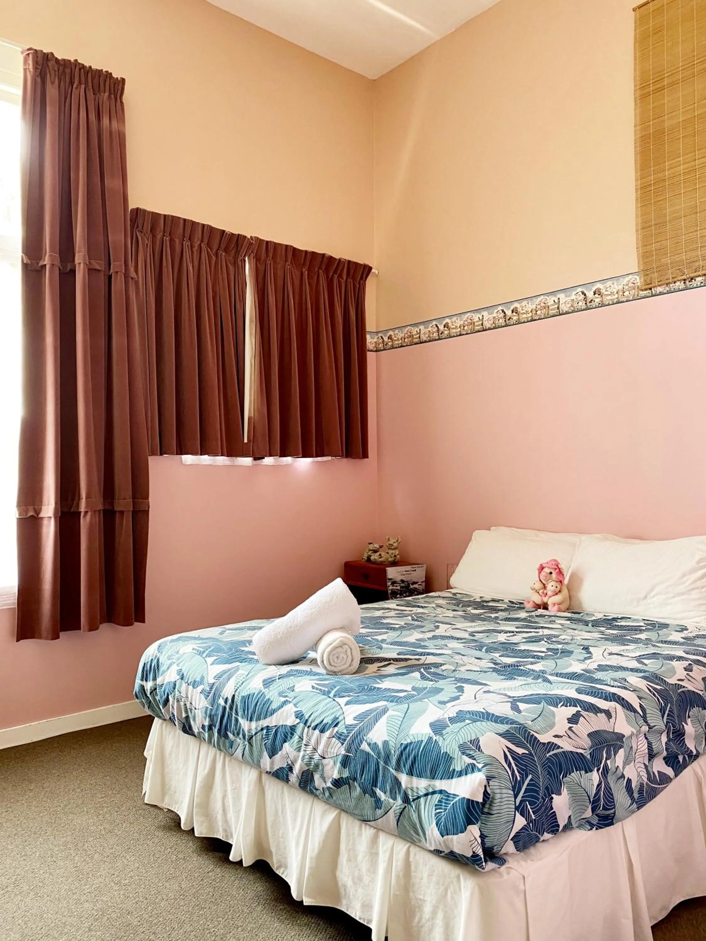 Double Room with Shared Bathroom in Noah's Ark Backpackers