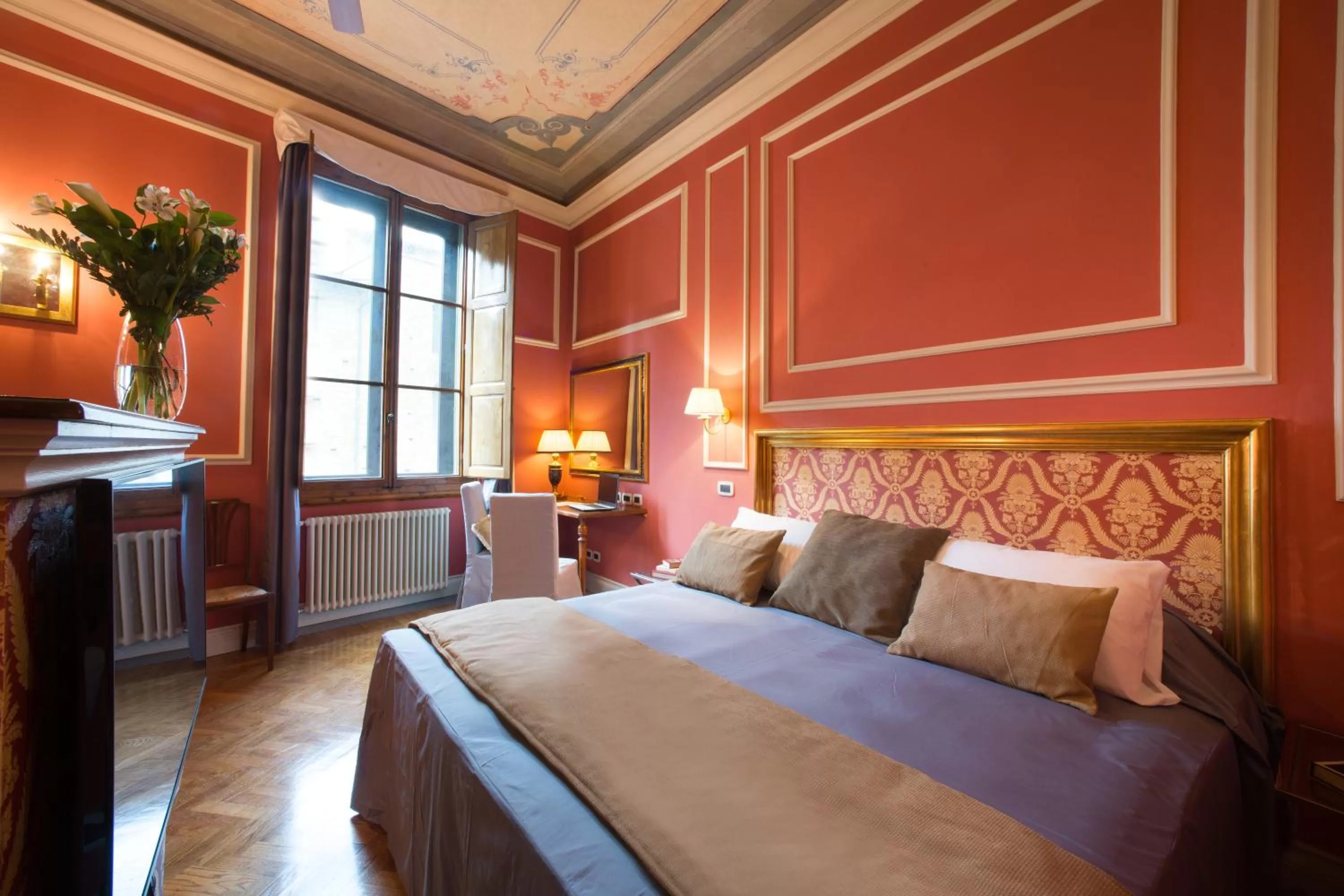 Bed in Boutique B&B Torre de' Conti