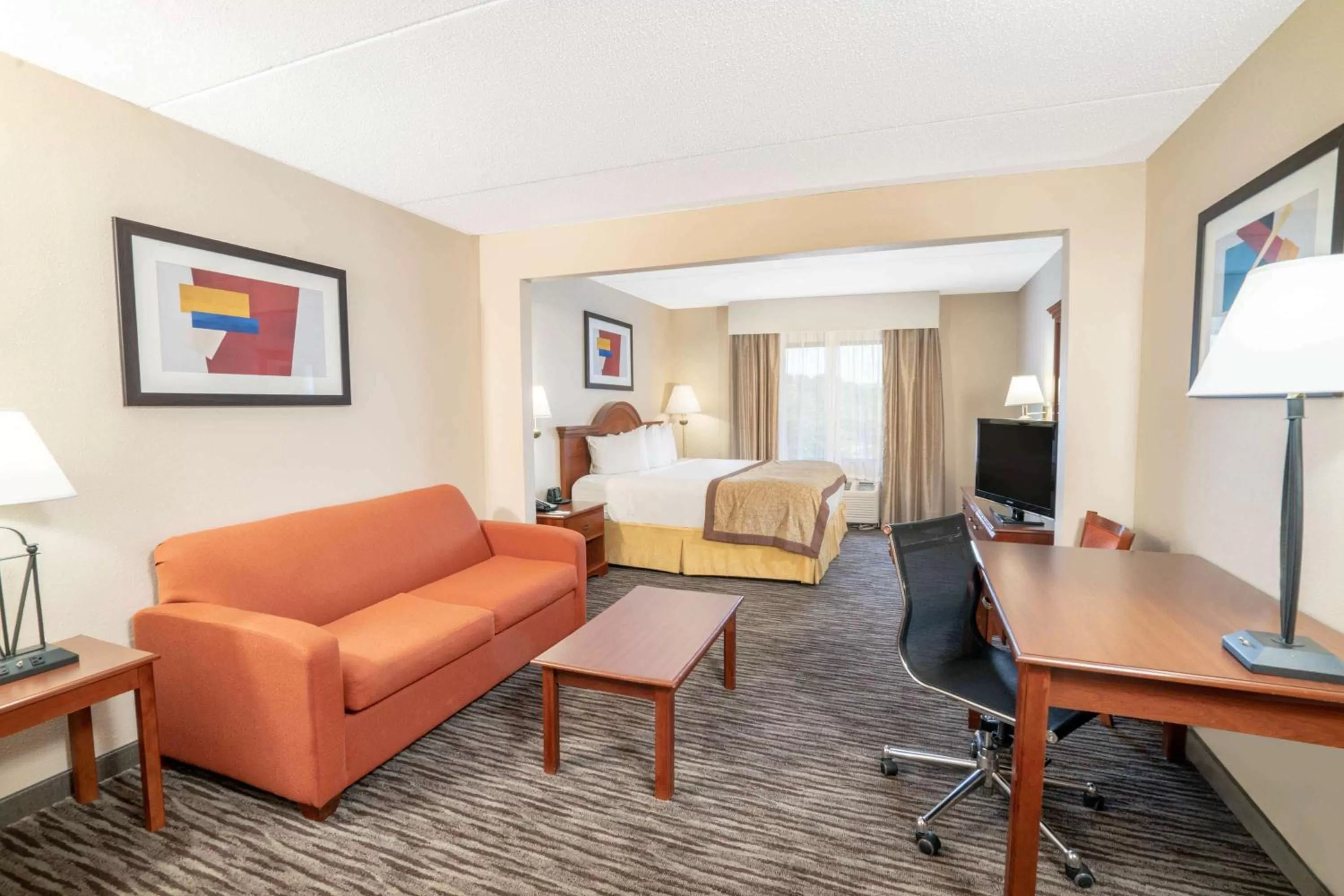 Photo of the whole room in Wingate by Wyndham Charlotte Airport