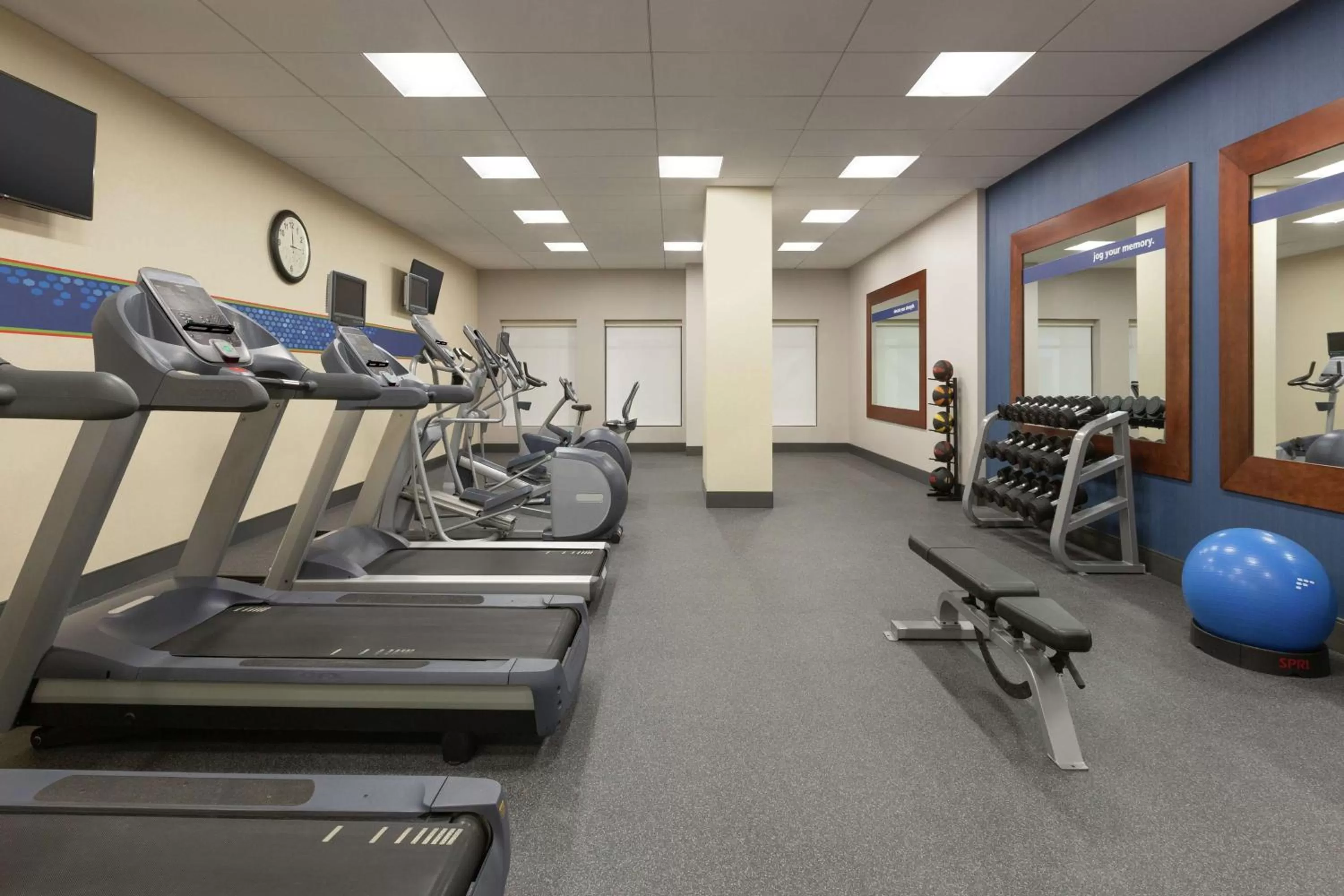 Fitness centre/facilities in Hampton Inn & Suites Nashville-Downtown