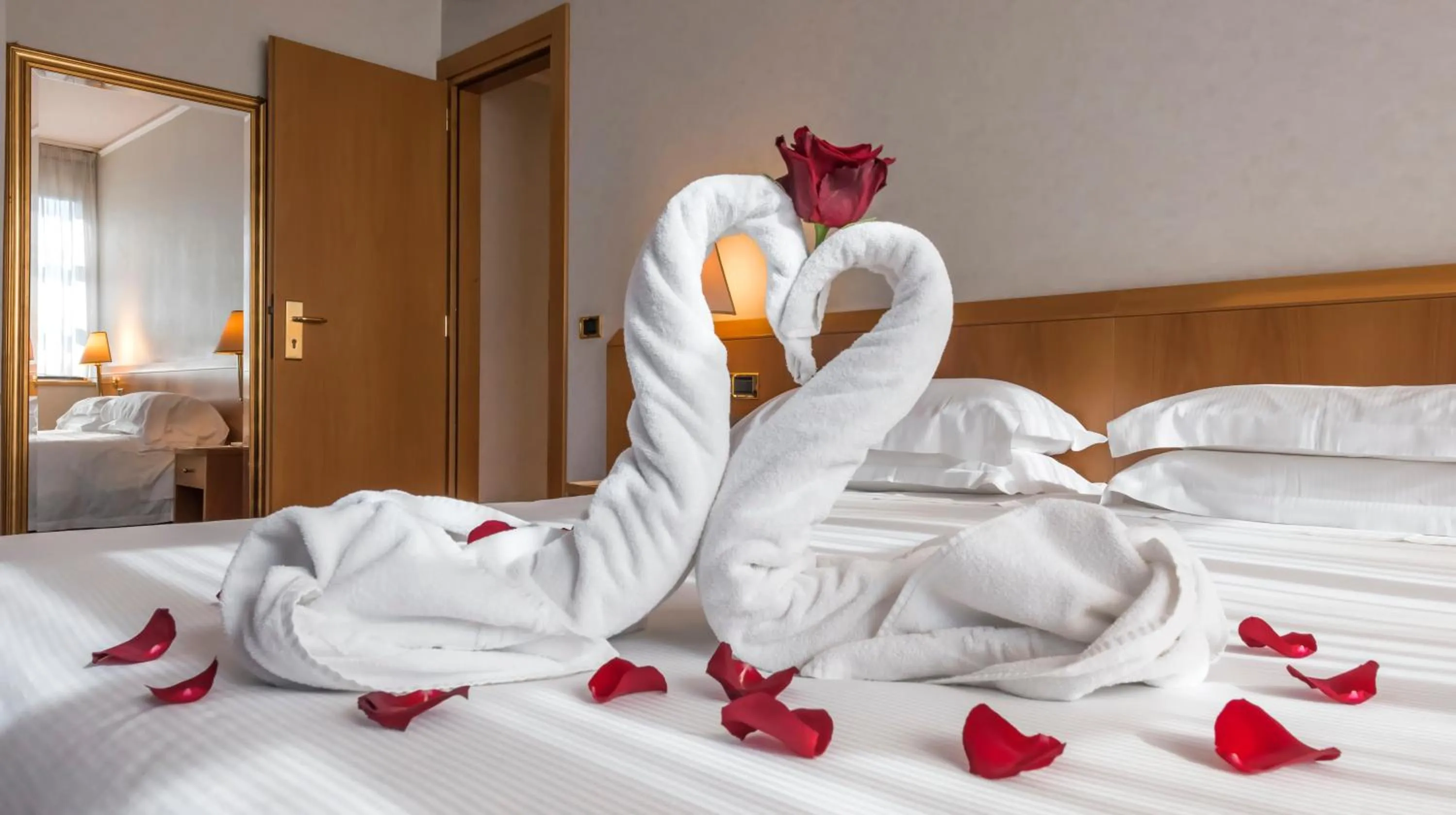 Decorative detail, Bed in Caesar's Hotel