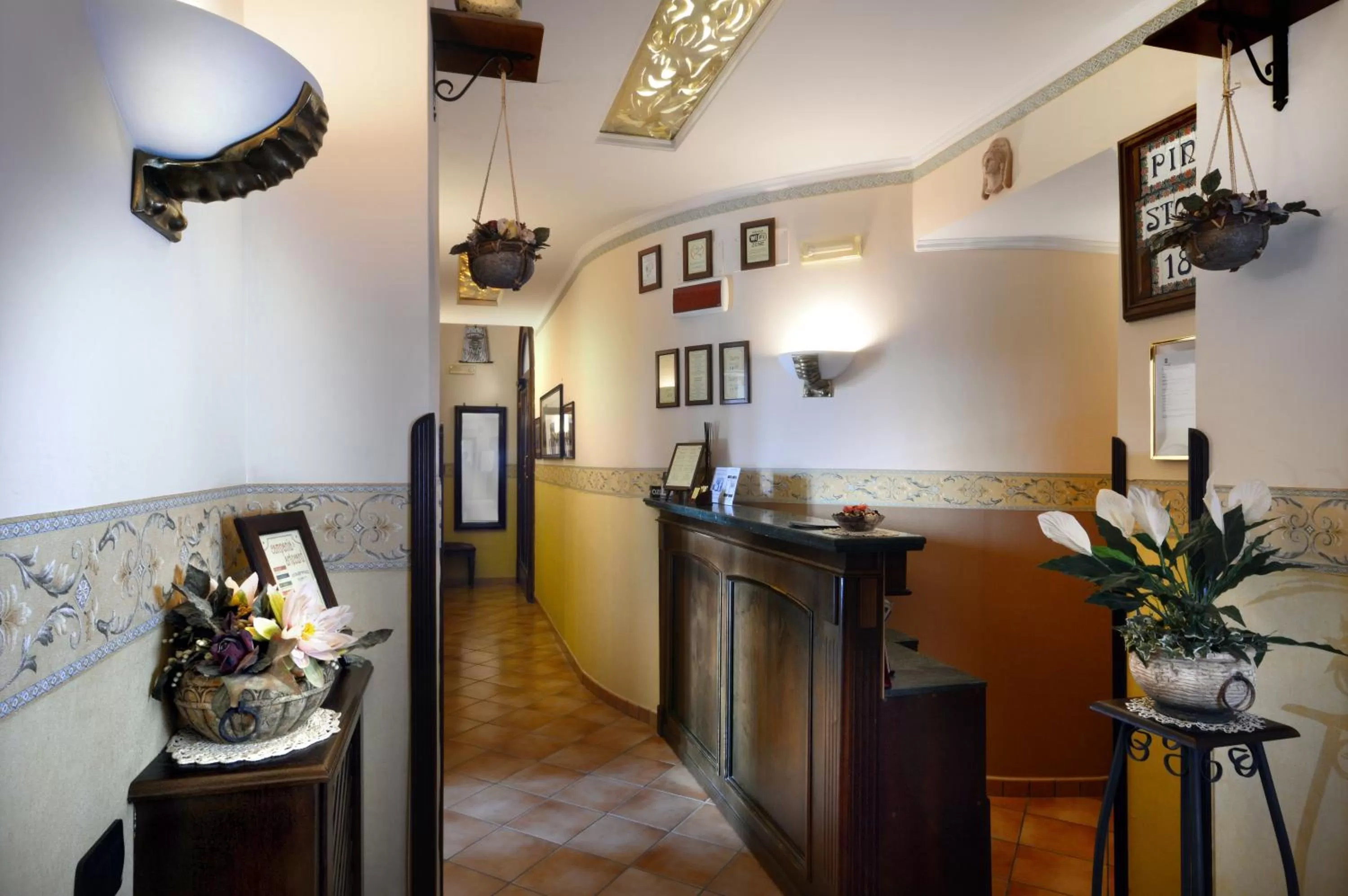 Lobby or reception in Pinto-Storey Hotel