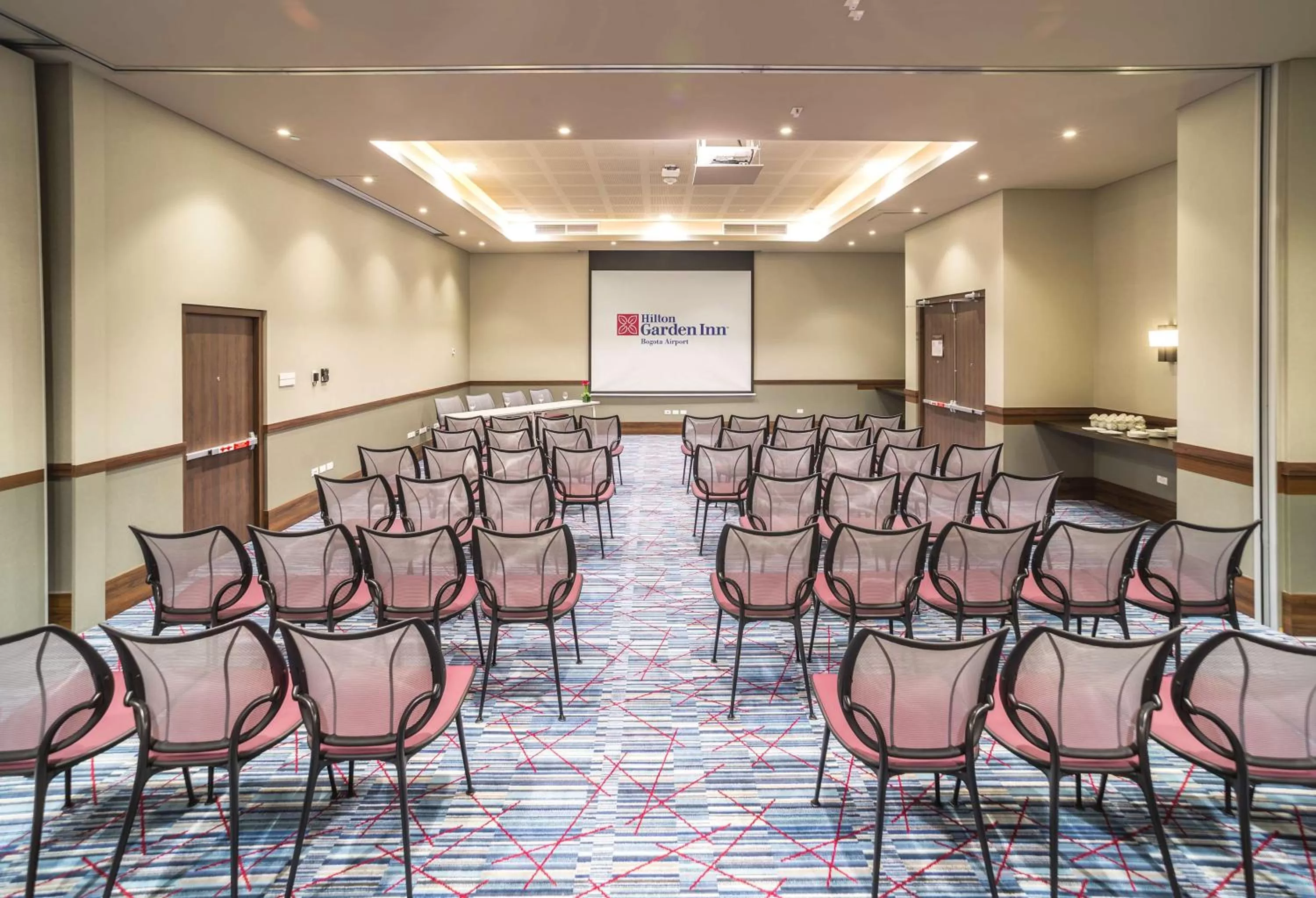 Meeting/conference room in Hilton Garden Inn Bogota Airport