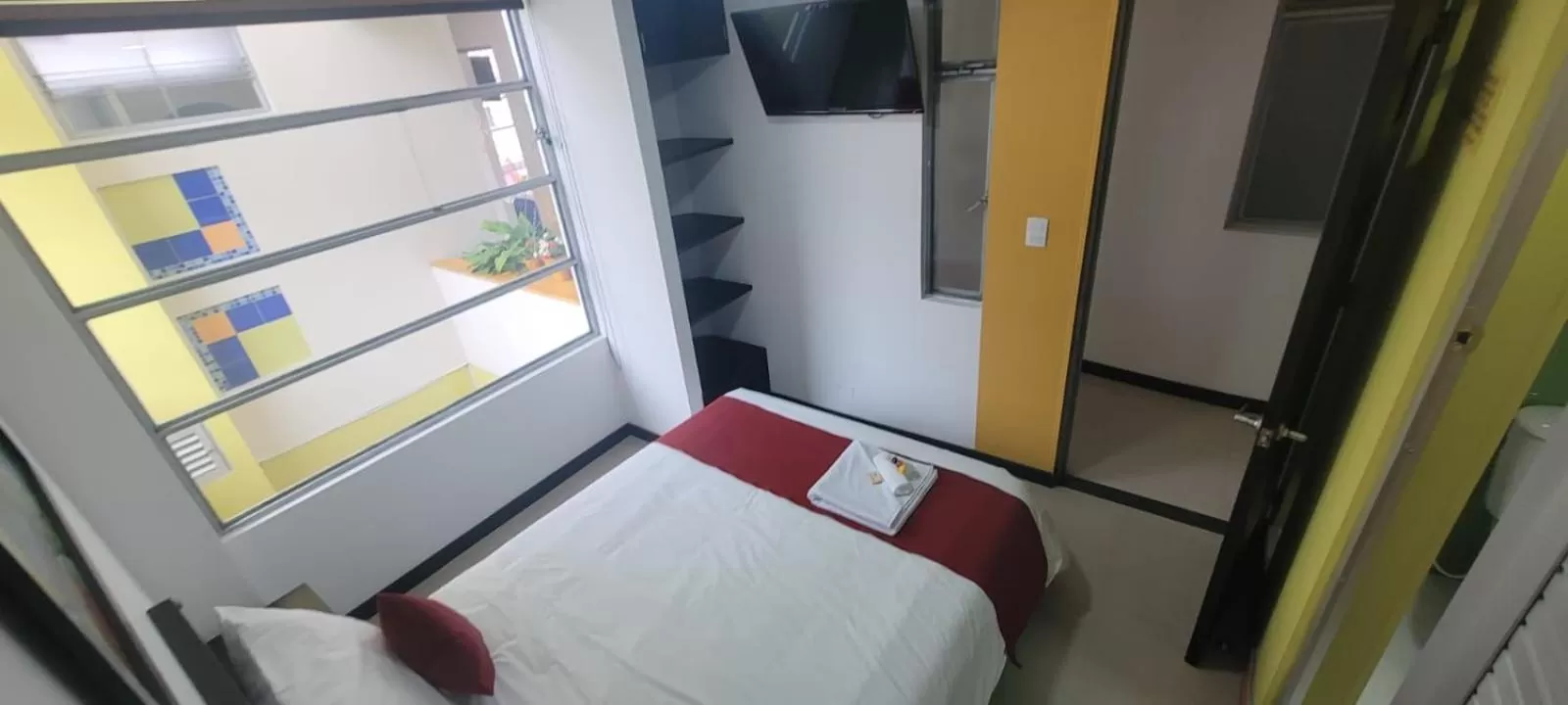 Photo of the whole room, Bed in Hotel Naisca 47