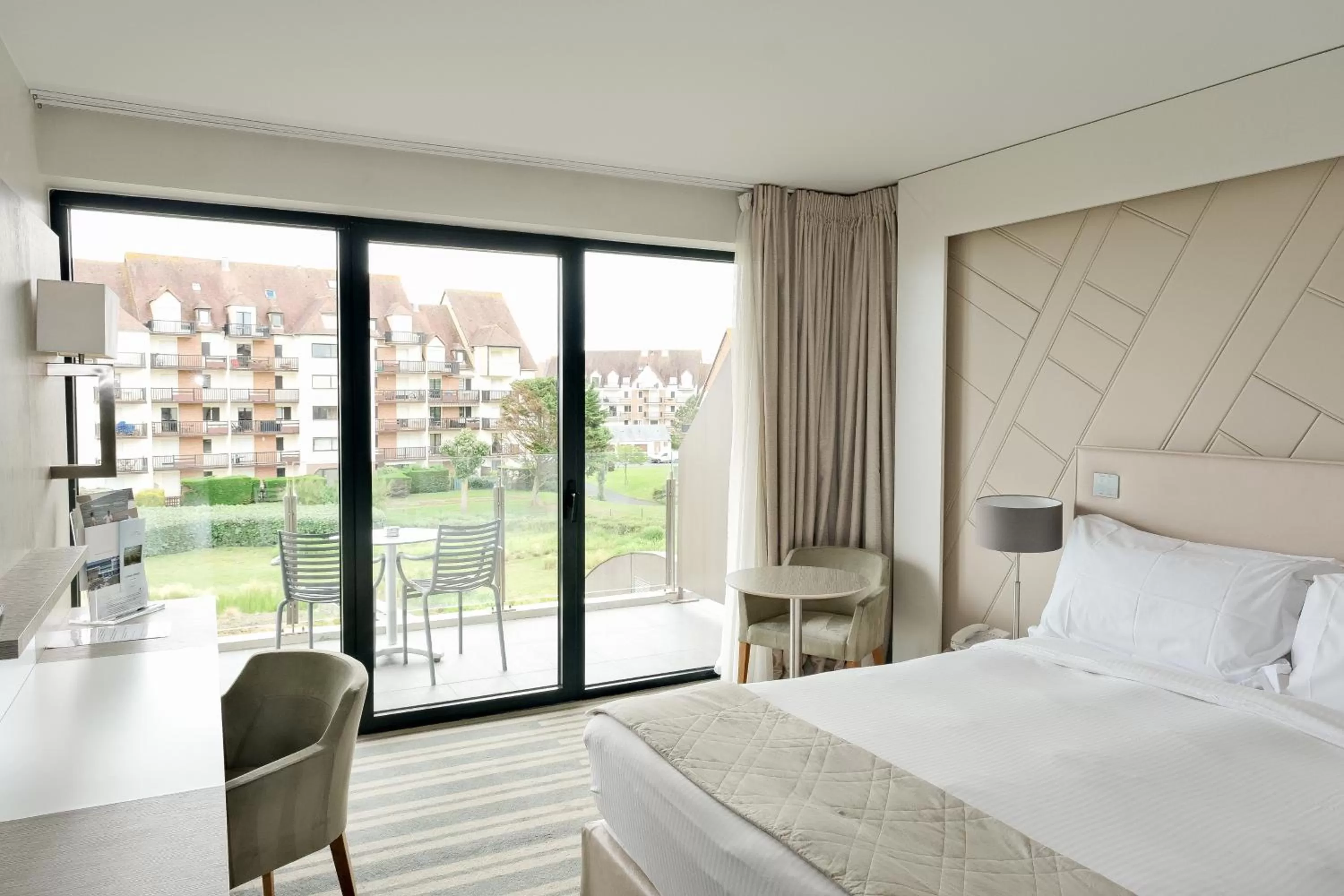 Deluxe Twin Room in Thalazur Cabourg - Hôtel & Spa