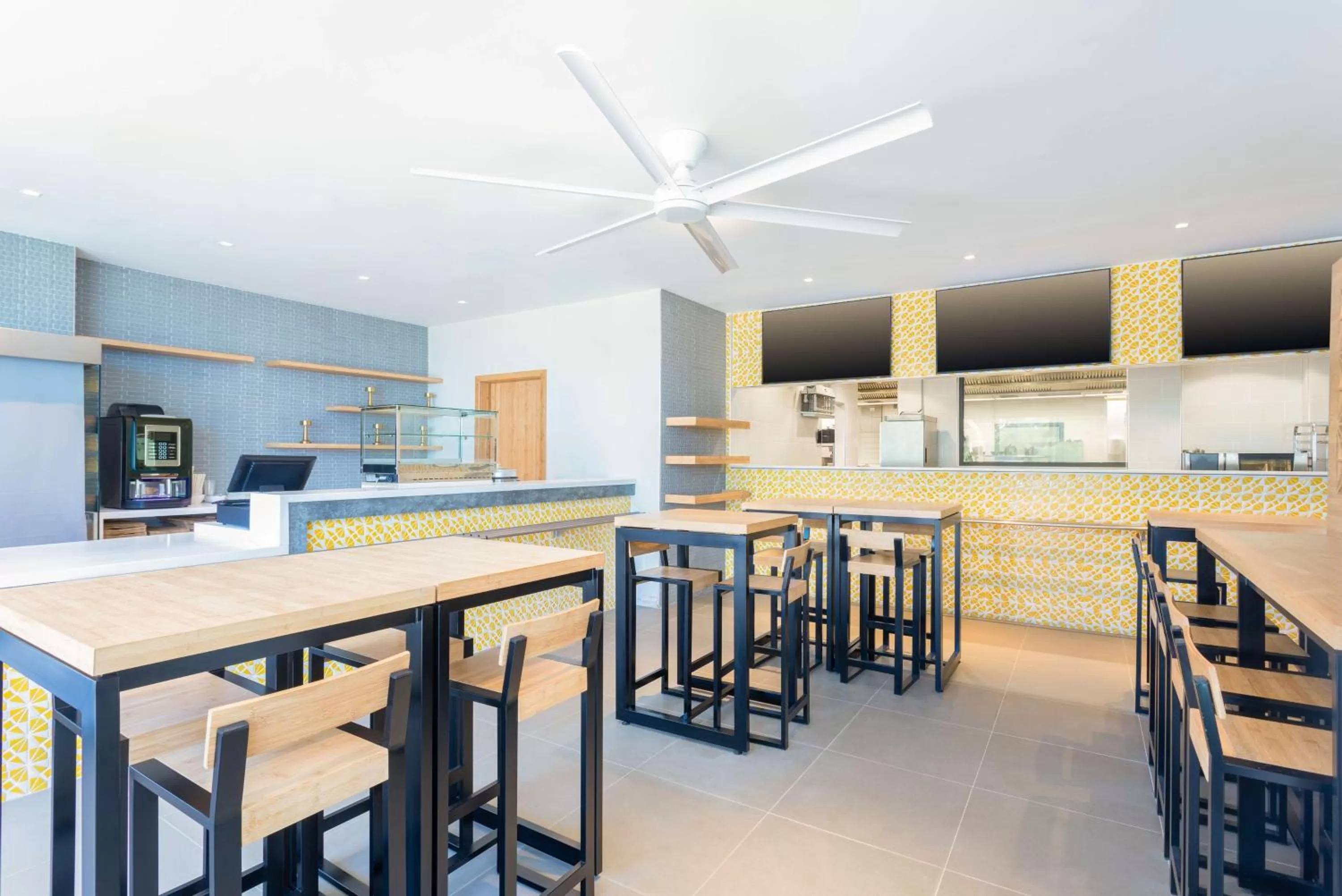 Restaurant/places to eat in Radisson Hotel Saint Denis, La Reunion