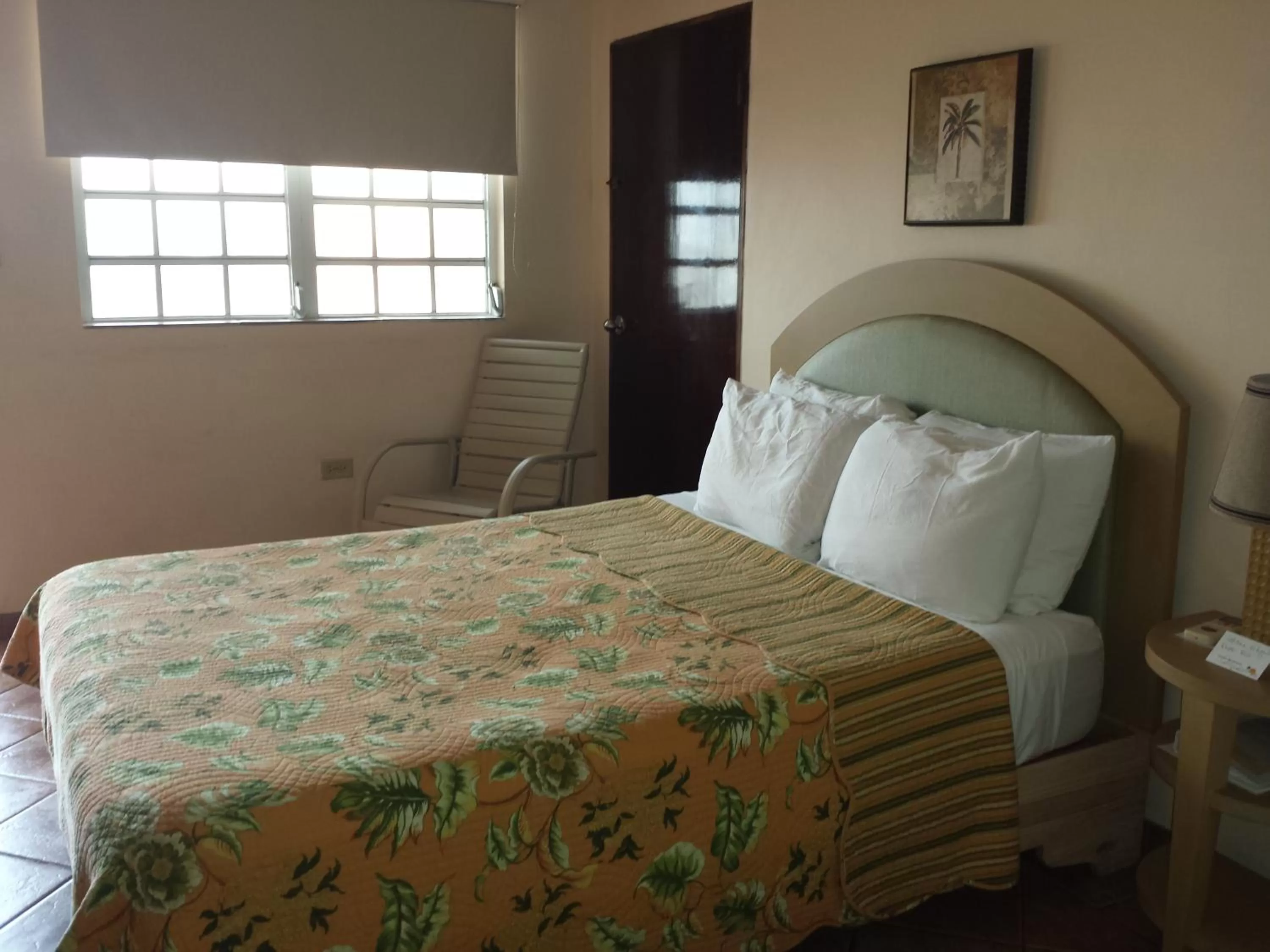 Photo of the whole room, Bed in Luquillo Sunrise Beach Inn