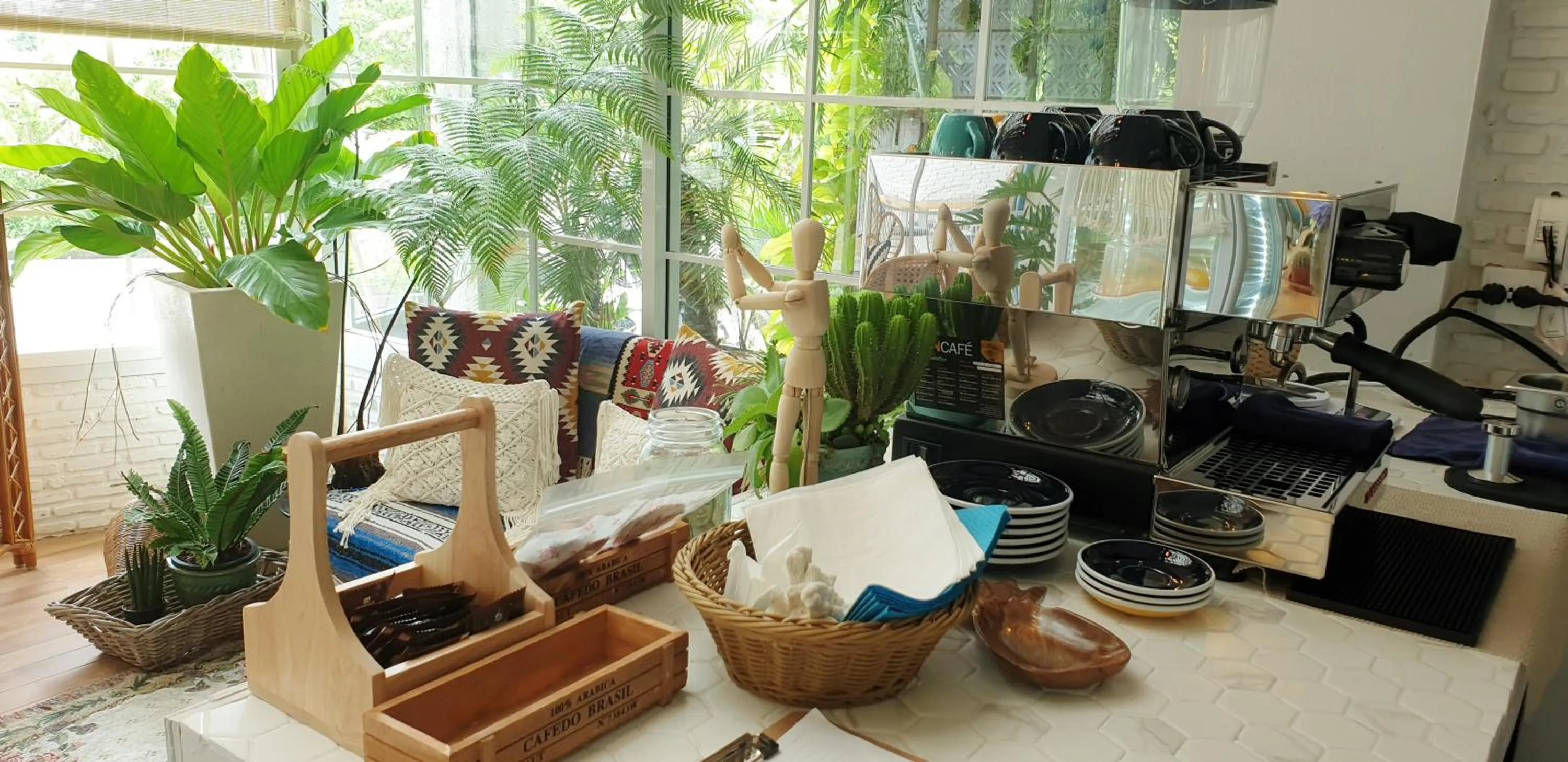 Chill House at Naiyang