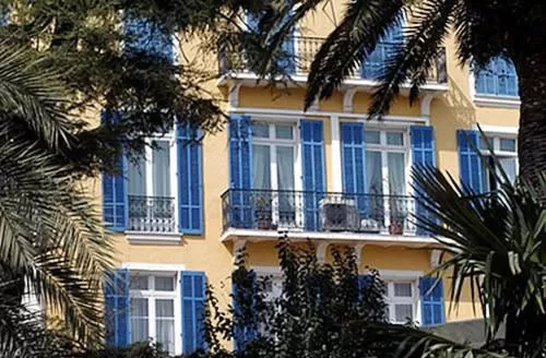 Property building in Chambres d'hôtes Le Regent