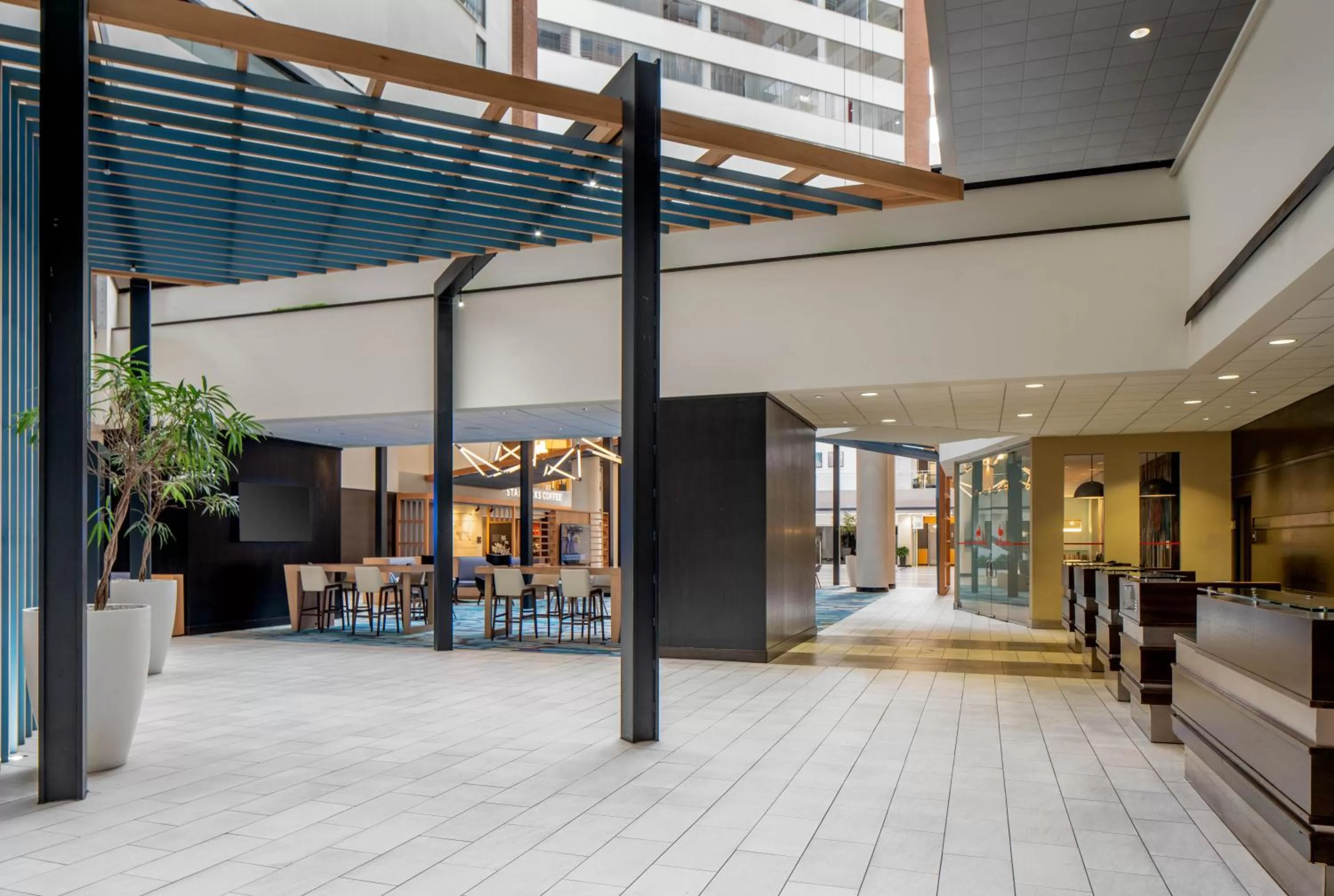 Lobby or reception in Hyatt Regency Indianapolis