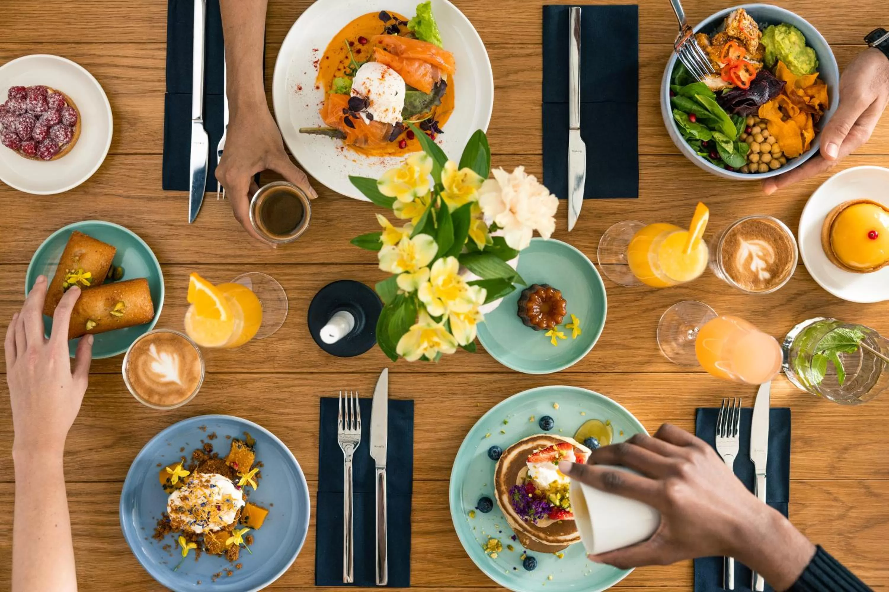 Food and drinks in Zoku Paris