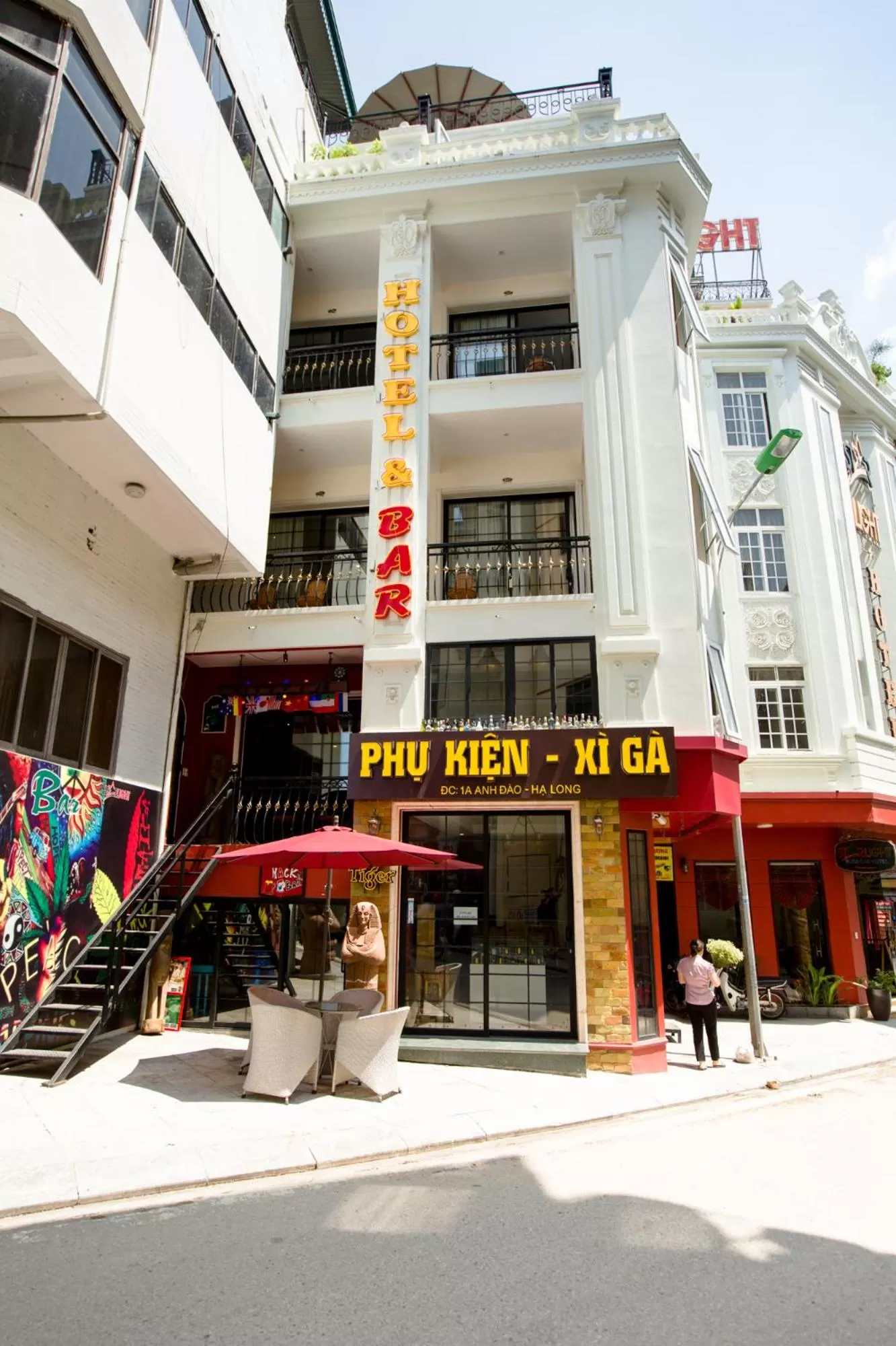 Property Building in HaLong Starlight Inn & Travel