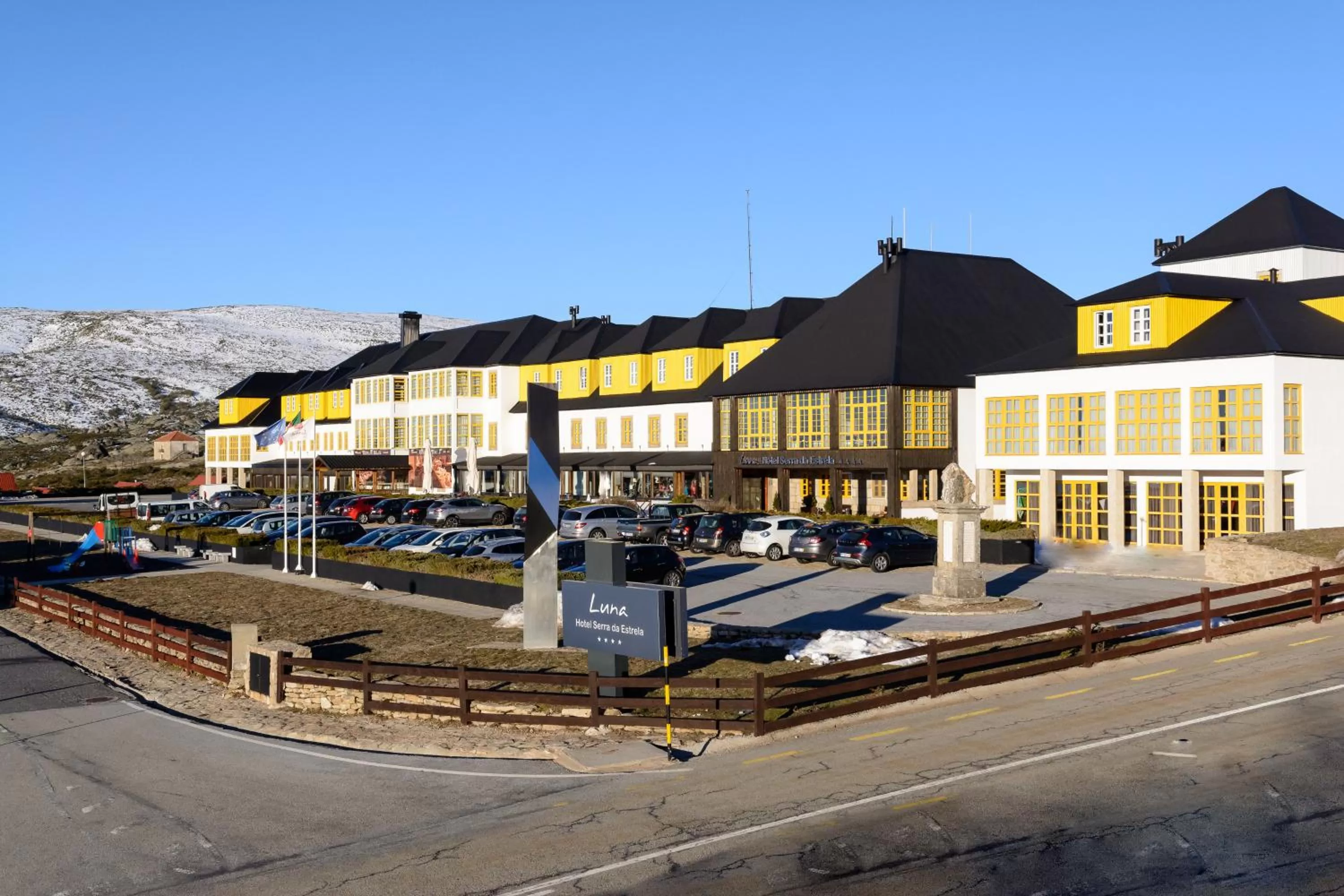 Property building in Luna Hotel Serra da Estrela
