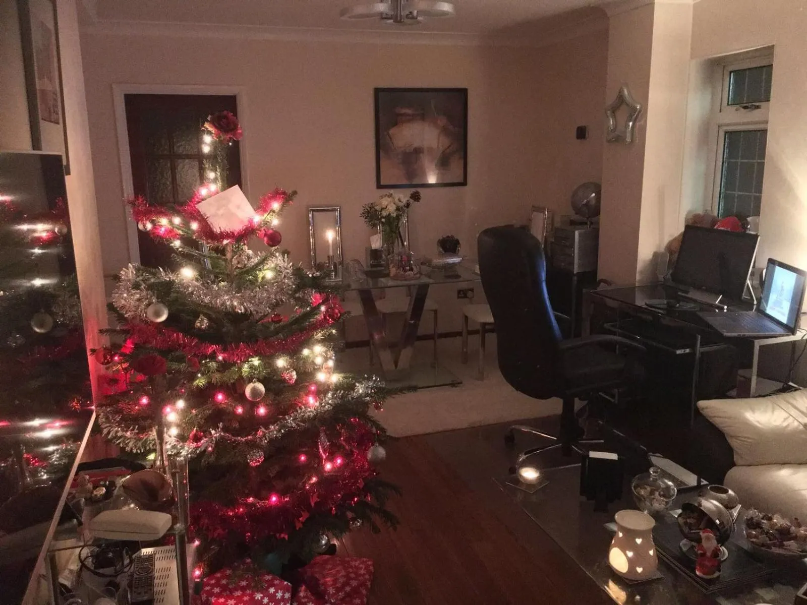 Night in Bianca's House Hotel Heathrow Airport