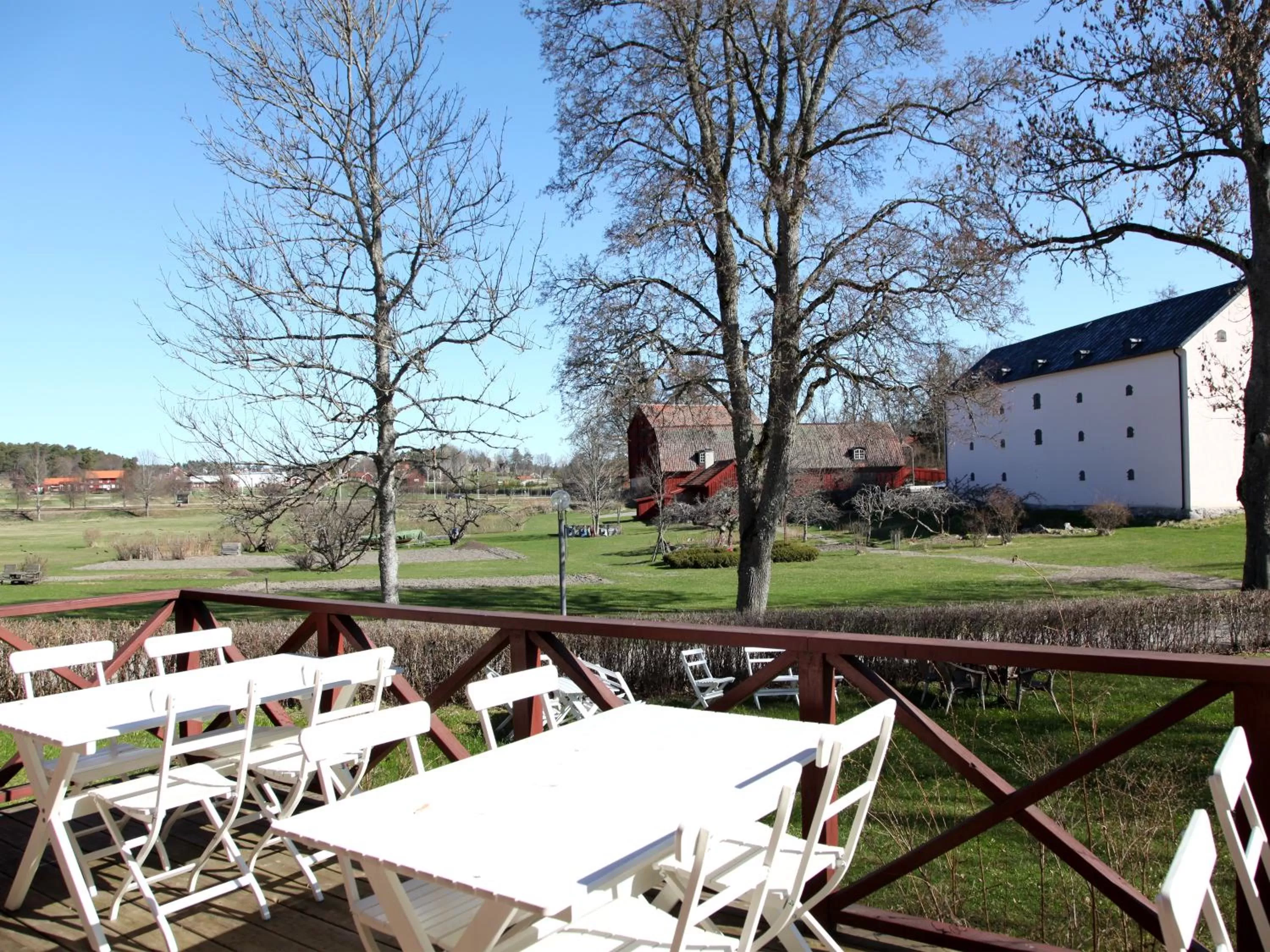 Area and facilities in Gripsholms BnB