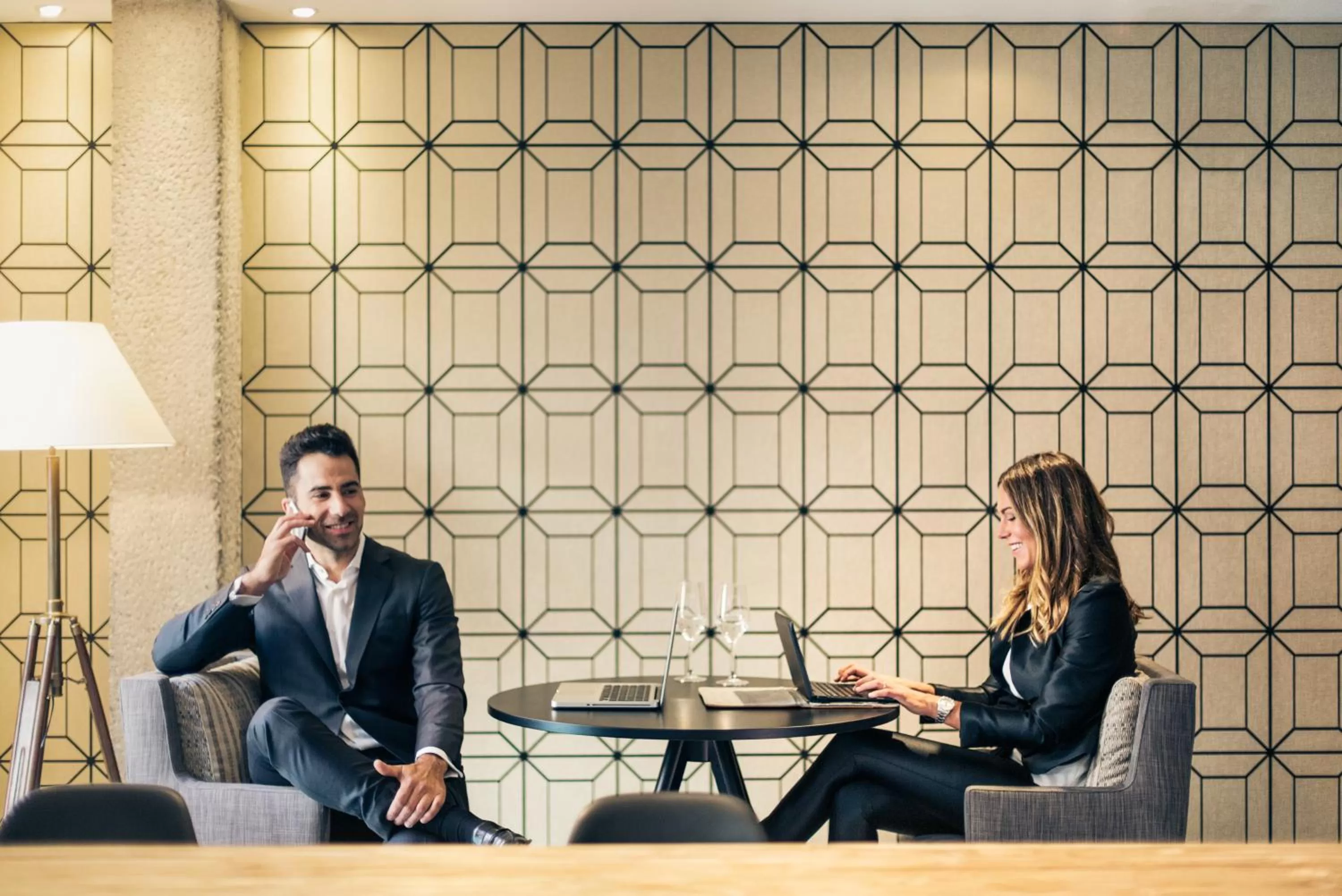 Business facilities in Hotel Mercure Jardines de Albia