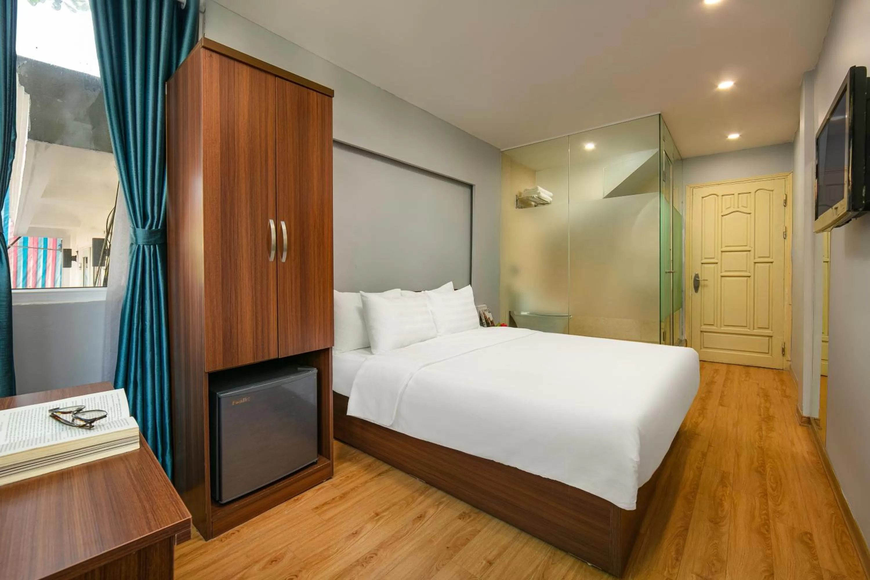 Photo of the whole room, Bed in La Renta Center Hotel & Spa