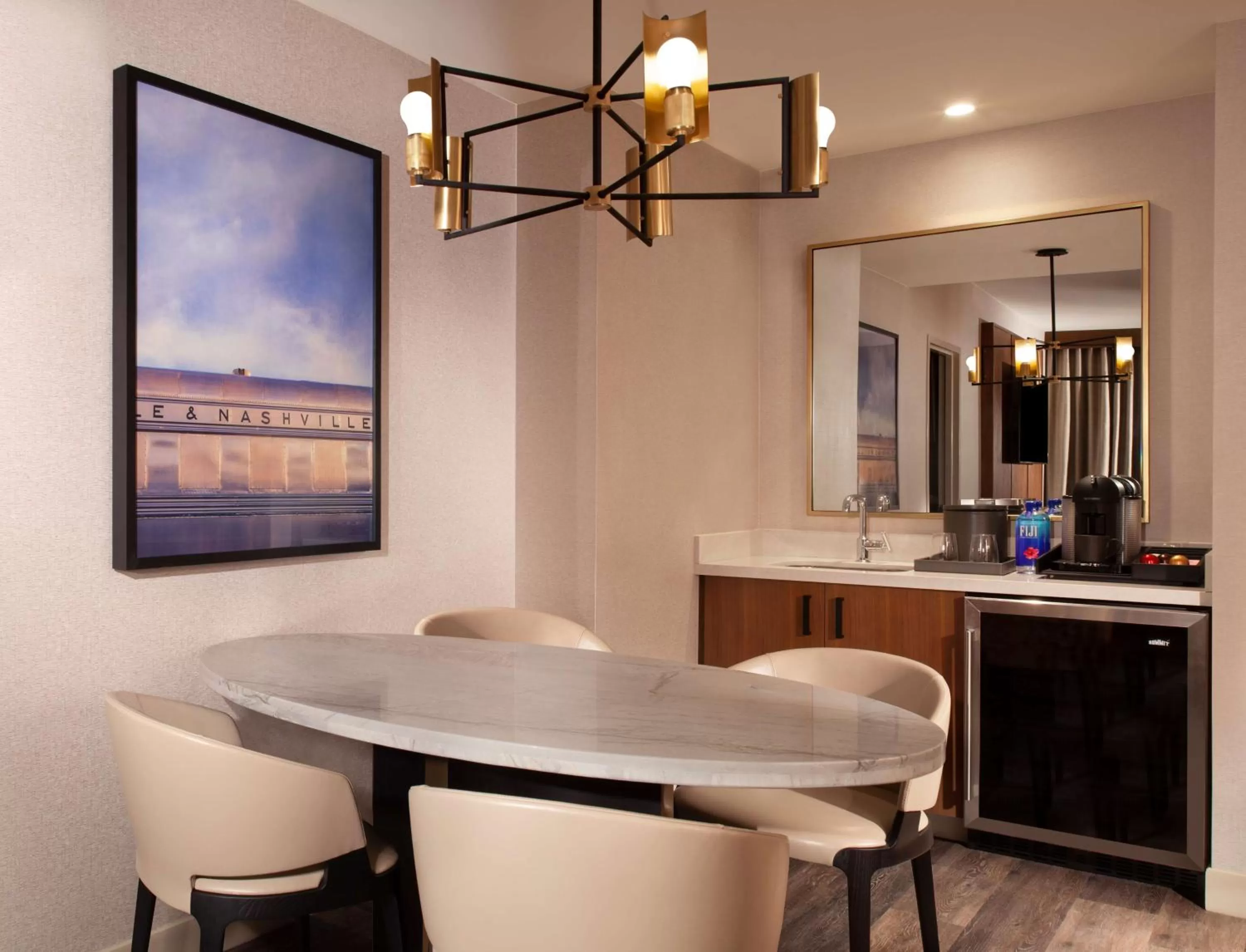 Photo of the whole room in Grand Hyatt Nashville