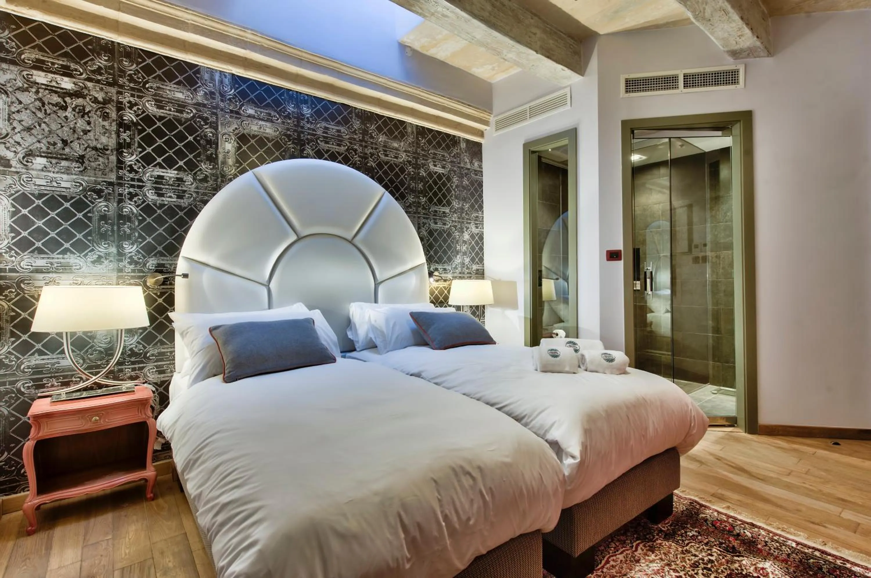 Bedroom, Bed in Palazzo Consiglia - IK Collection