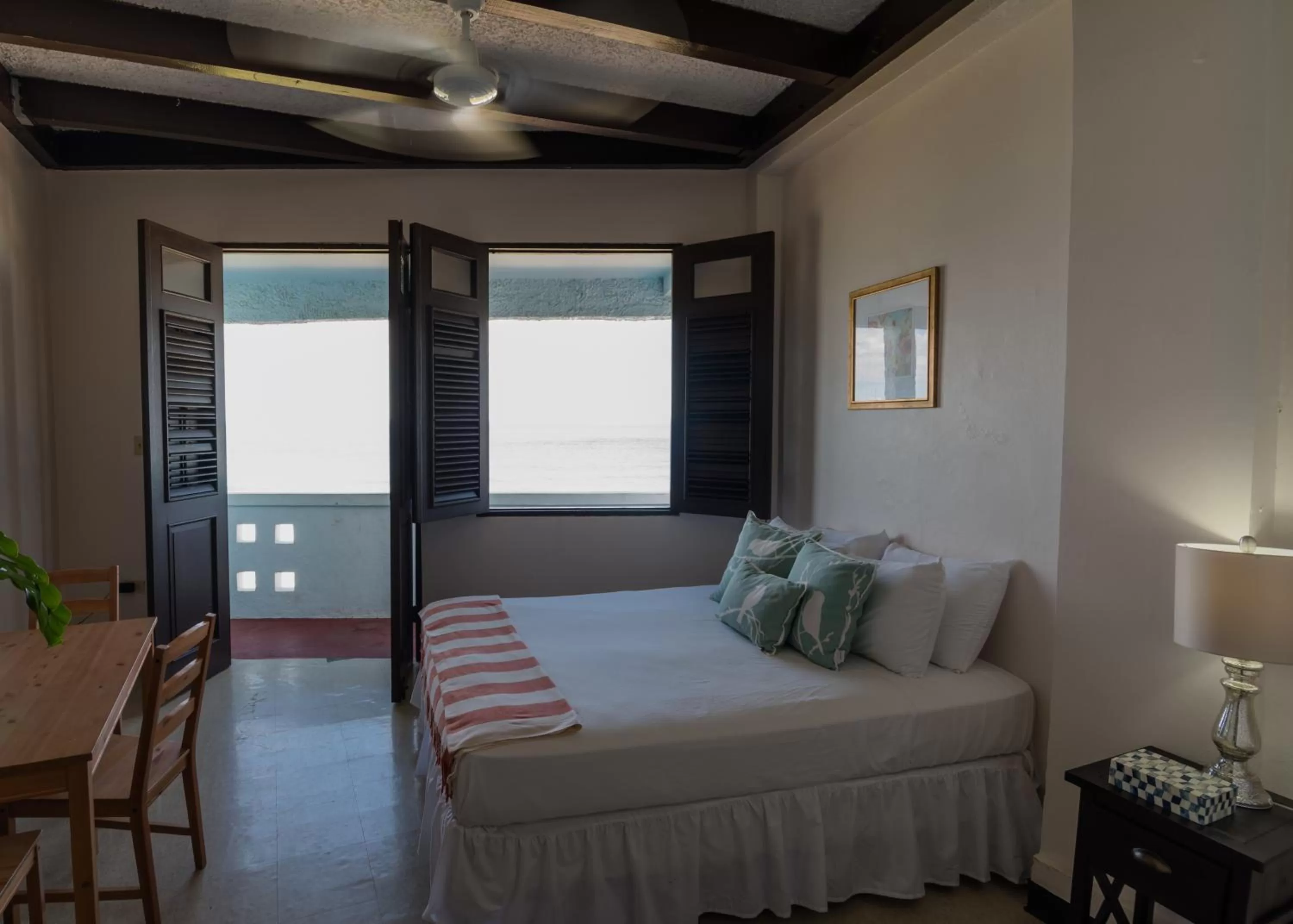 Day, Bed in La Capitana Old San Juan Building