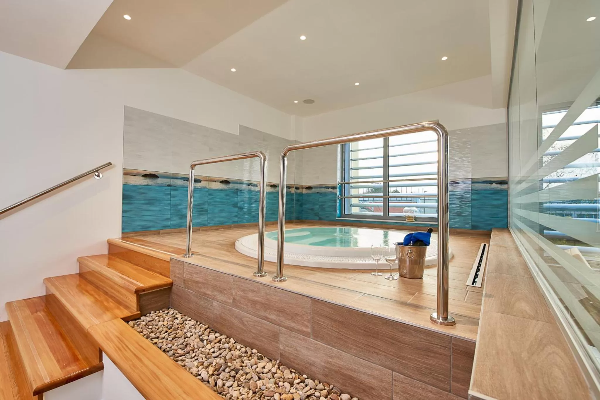 Swimming Pool in Hotel Europa