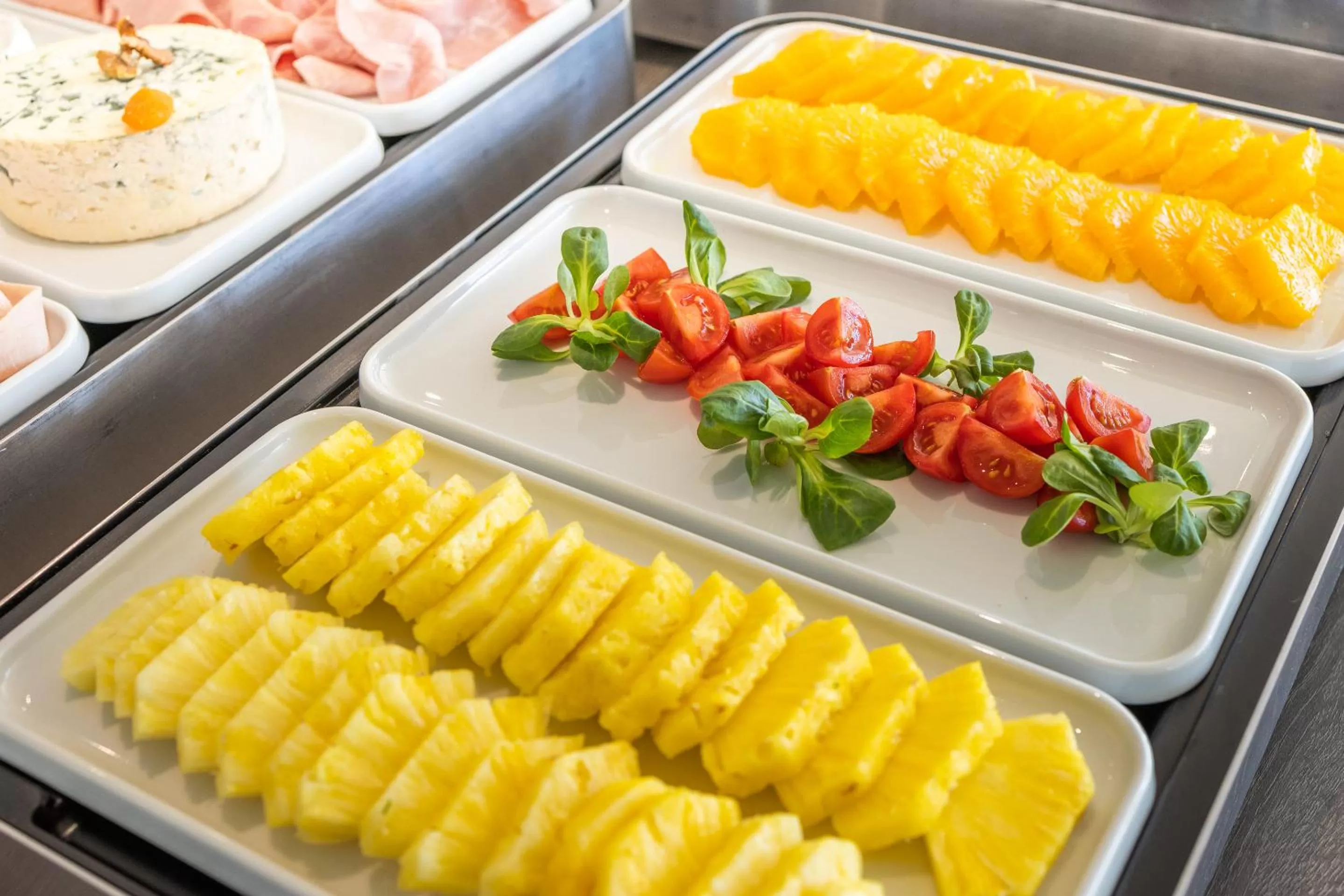 Breakfast in Best Western Hotel Le Bordeaux Sud