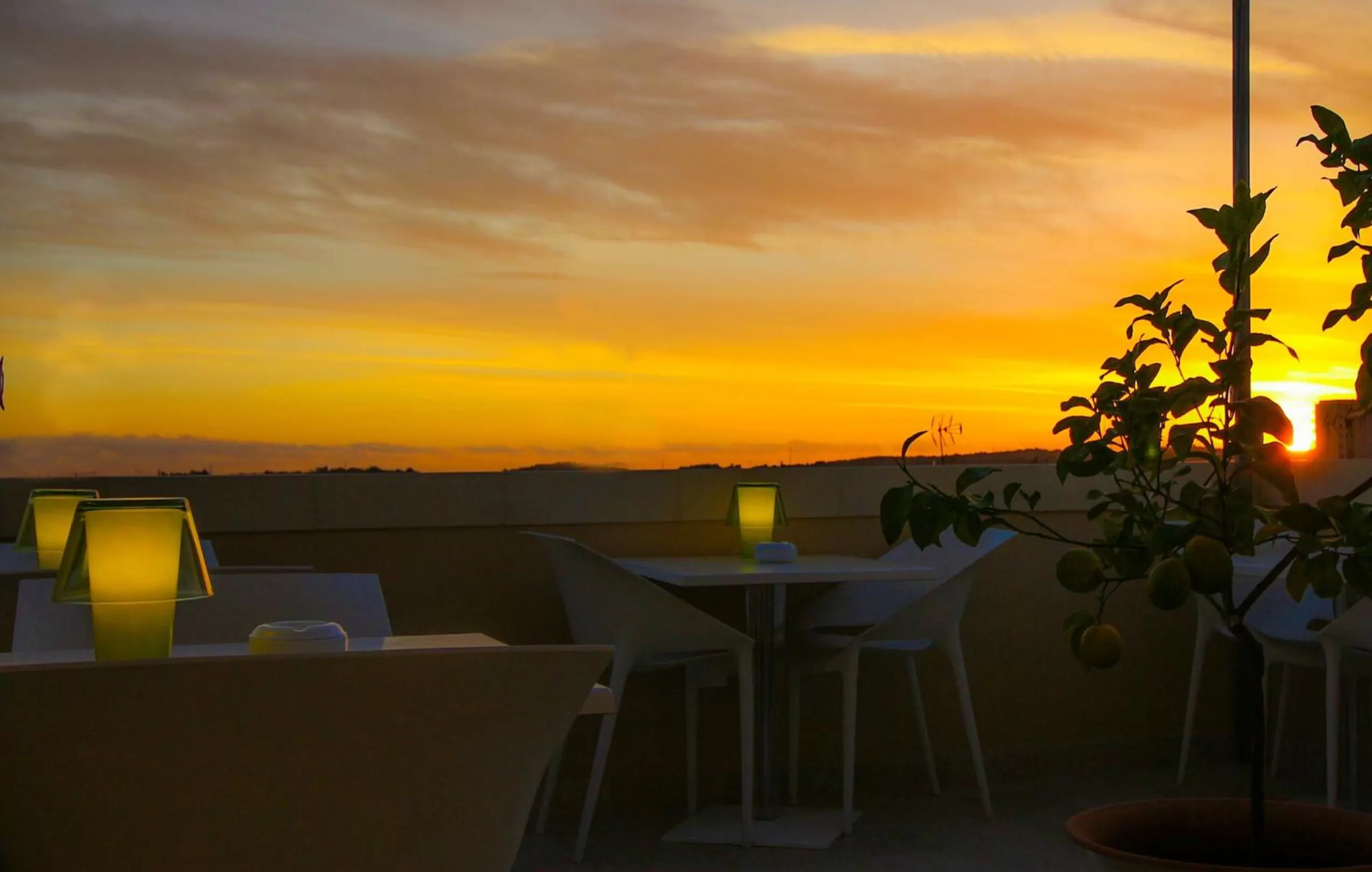 Sunset in Hotel Porta Reale