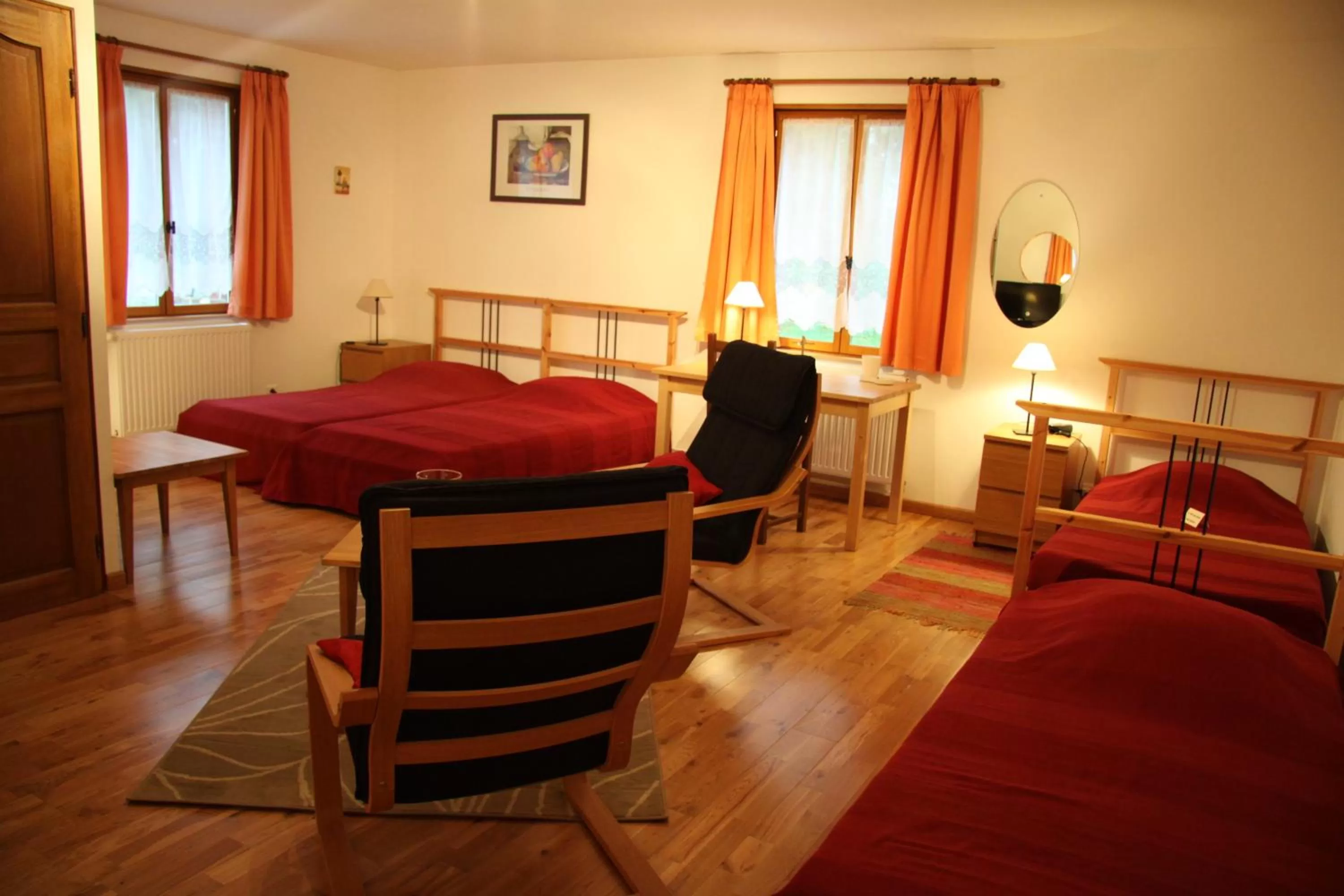 Bed in Hôtel Les Charmilles de Mormal