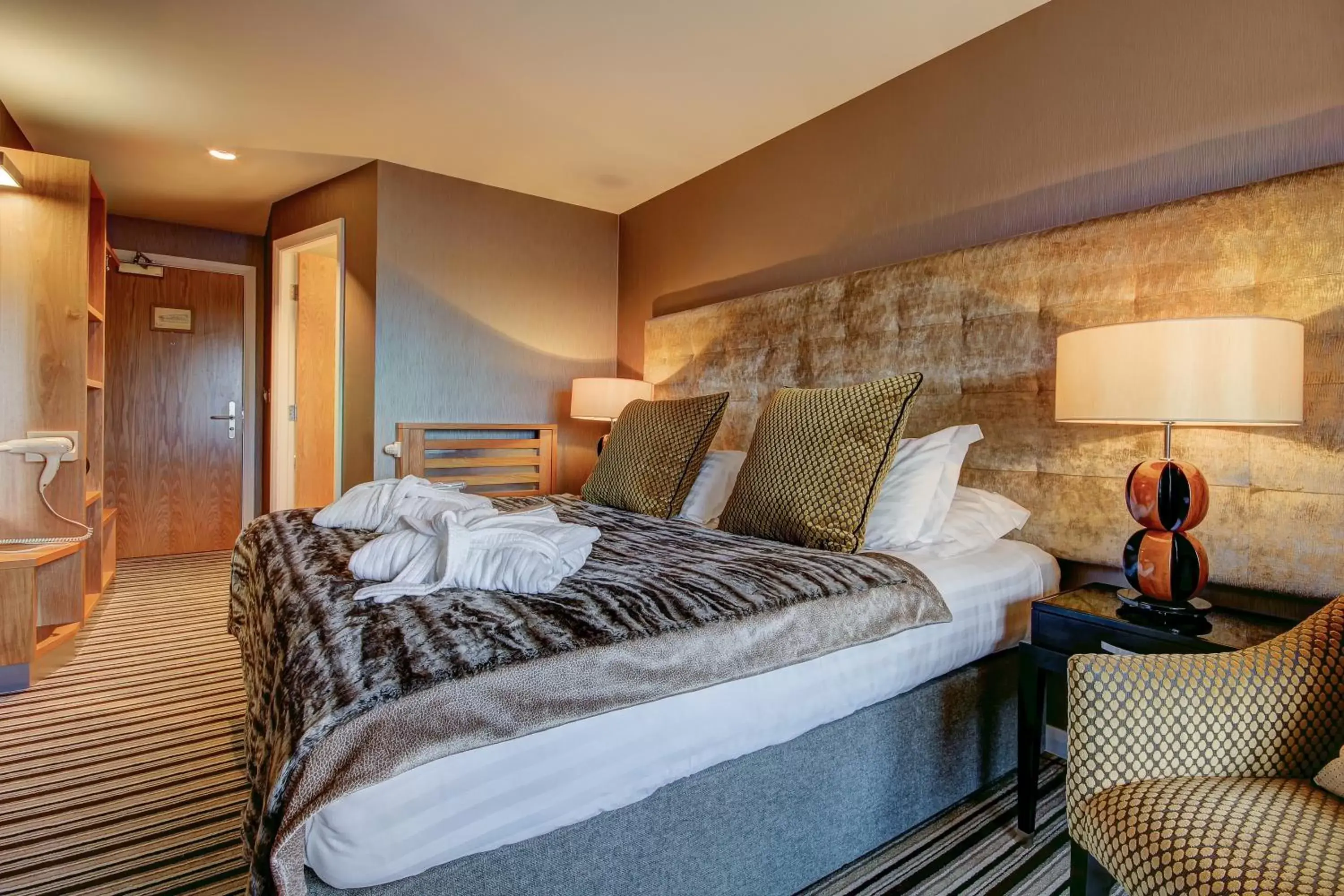 Deluxe Double or Twin Room in Ingliston Country Club Hotel Deluxe Double or Twin Room in Ingliston Country Club Hotel