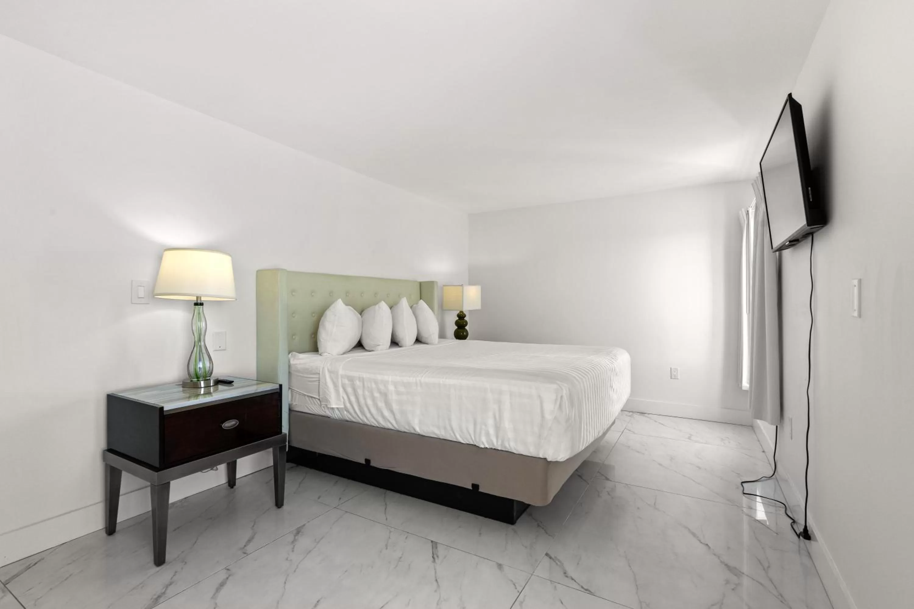 Bedroom, Bed in Grande Beach Resort