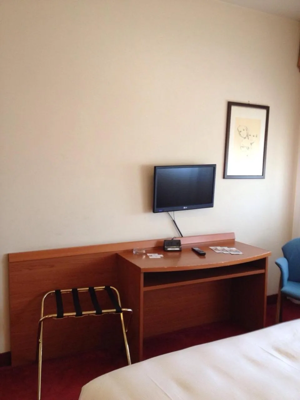 TV and multimedia, TV/Entertainment Center in Hotel Europa