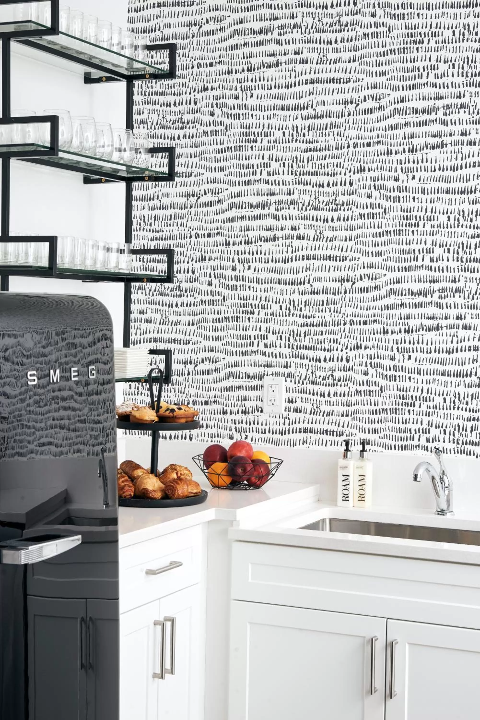 Kitchen or kitchenette in The Menhaden Hotel