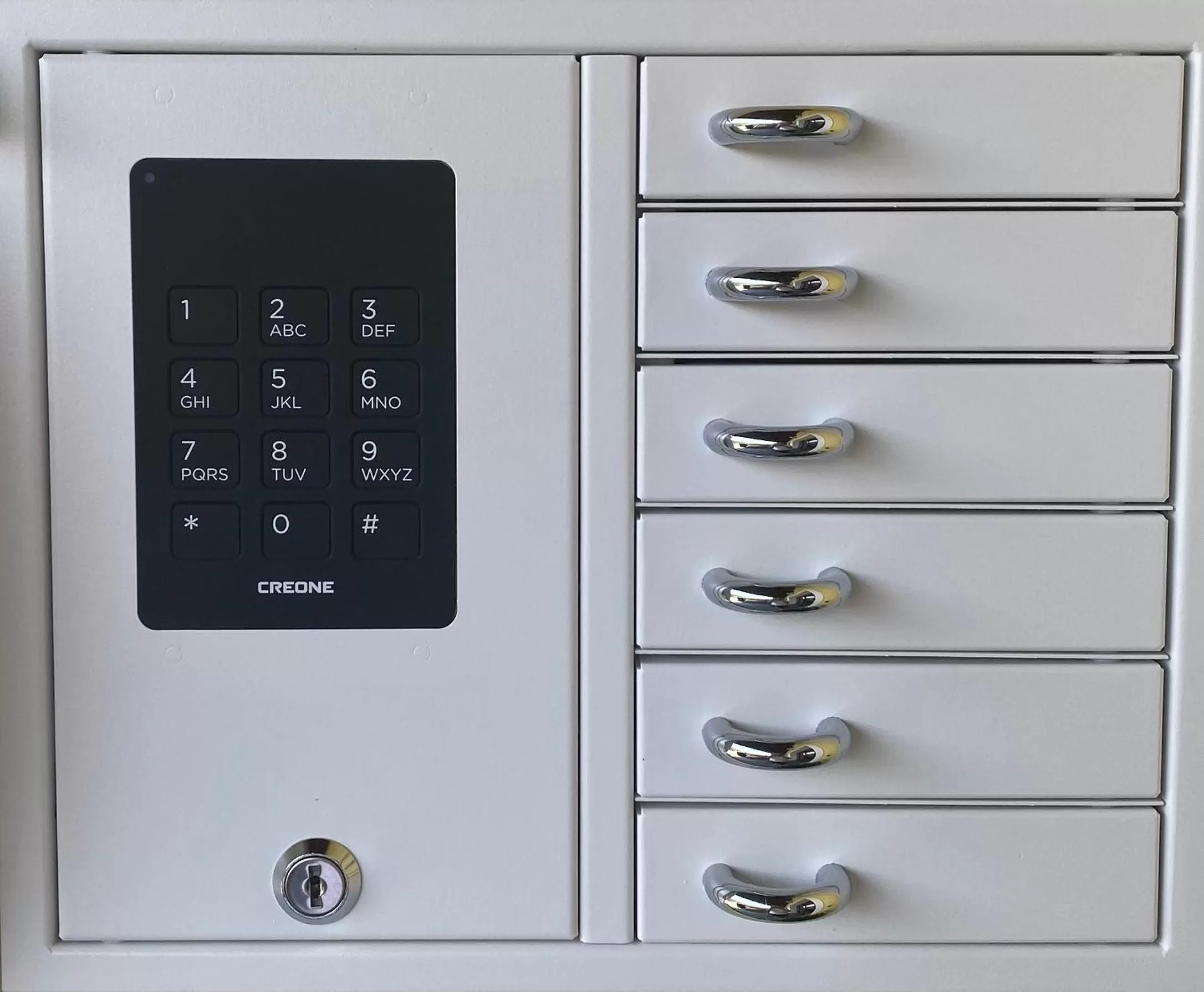 safe in Der Burgblick-Adults Only