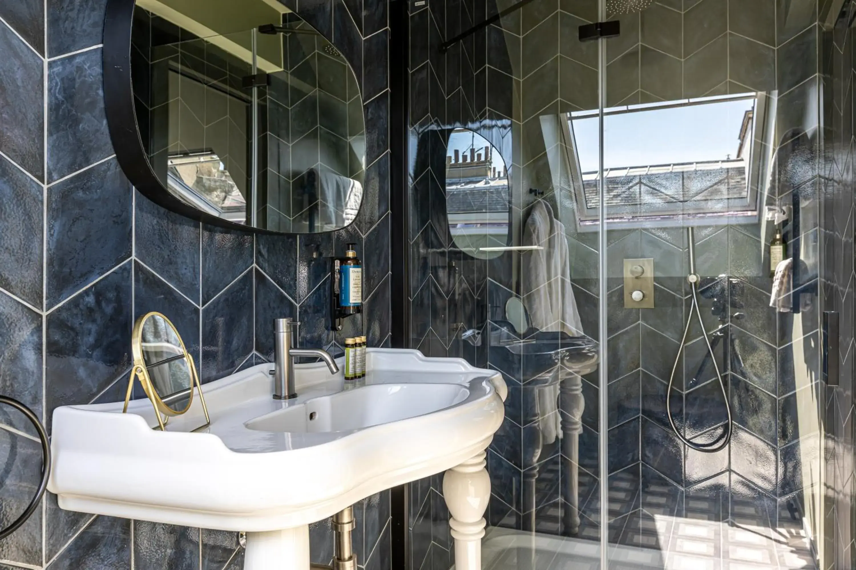 Deluxe Double Room in Hôtel Veryste & Spa Paris Deluxe Double Room in Hôtel Veryste & Spa Paris