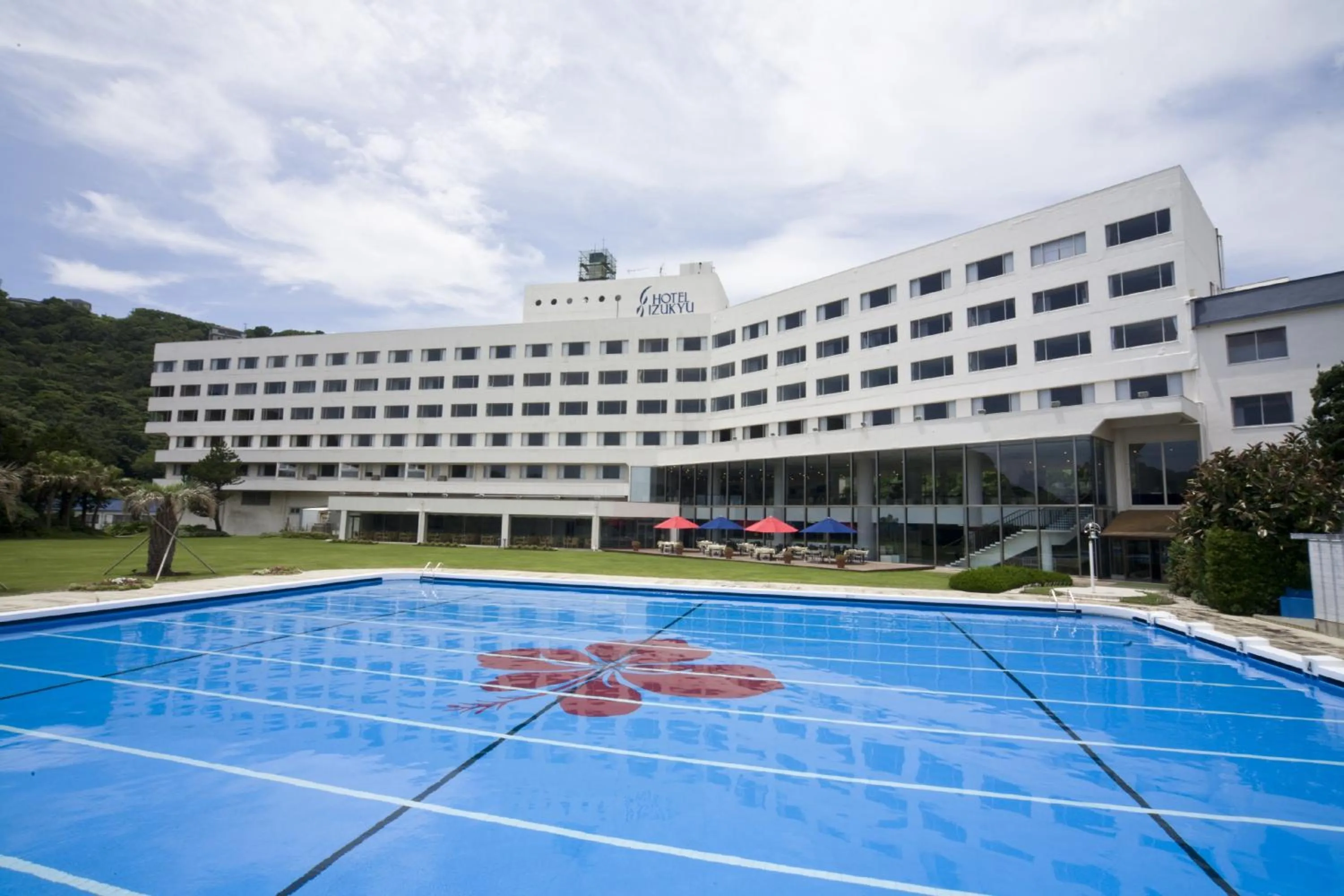 Facade/entrance in Hotel Izukyu