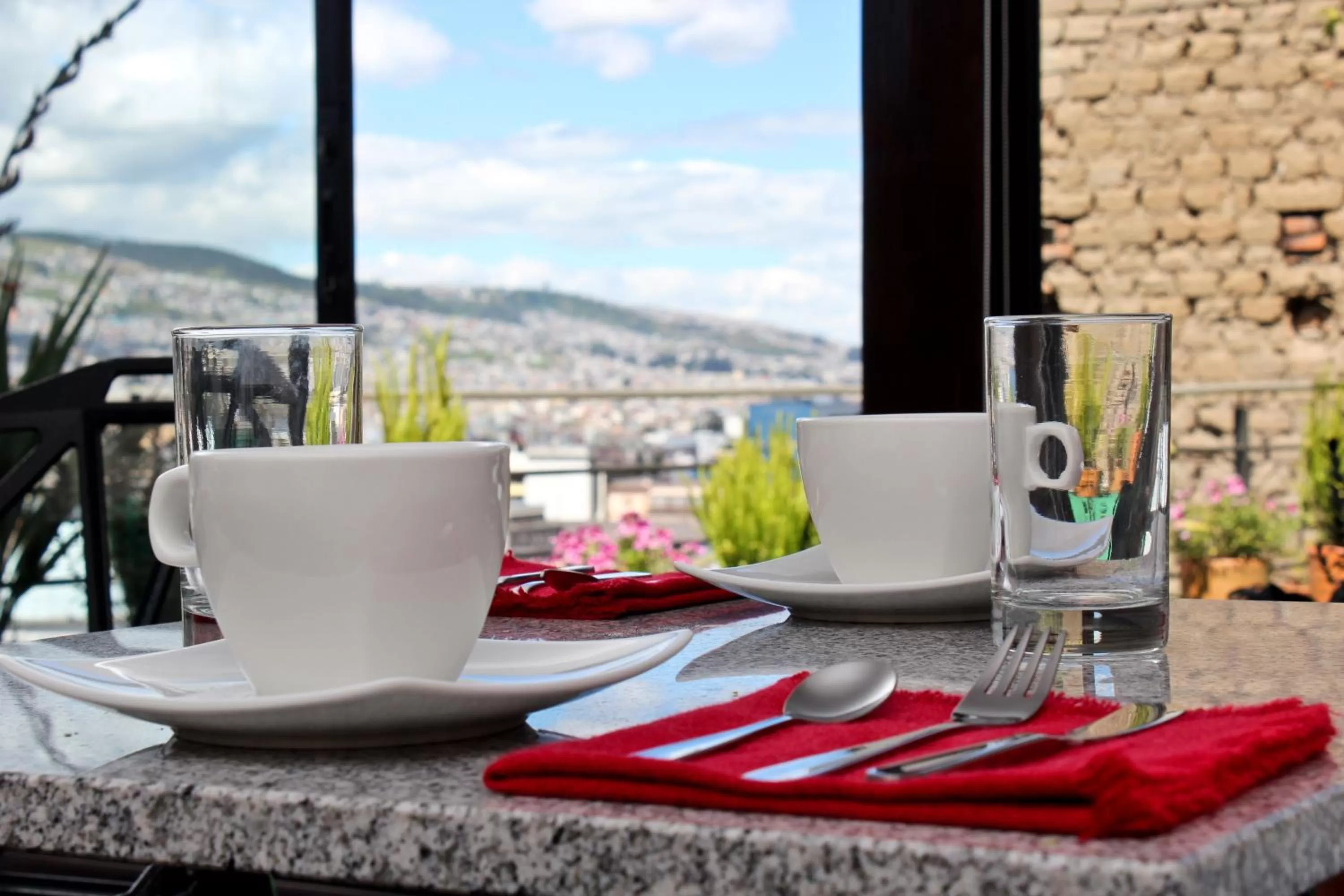 Restaurant/places to eat in Hotel Casa Gardenia