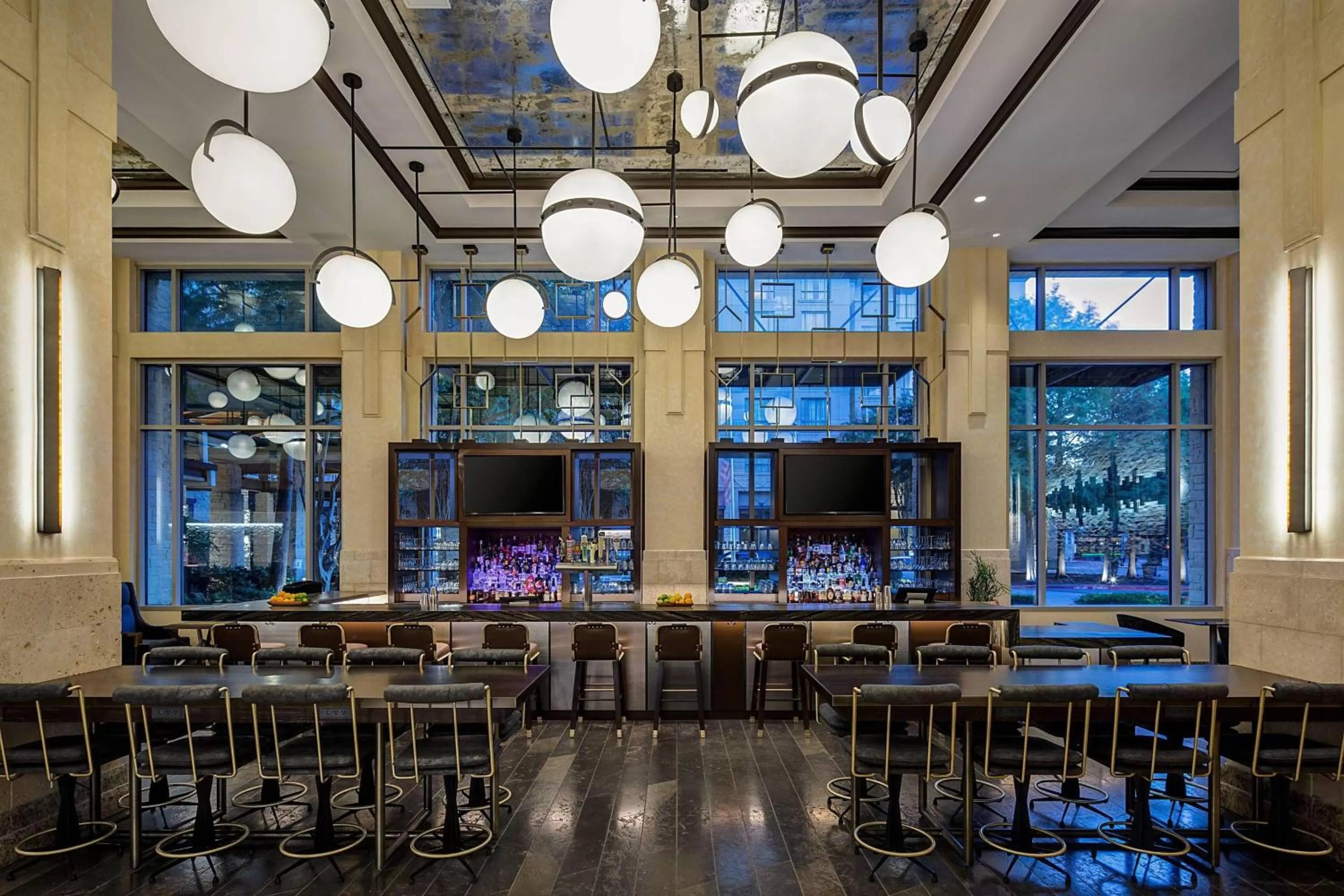 Lounge or bar in Dallas/Plano Marriott at Legacy Town Center