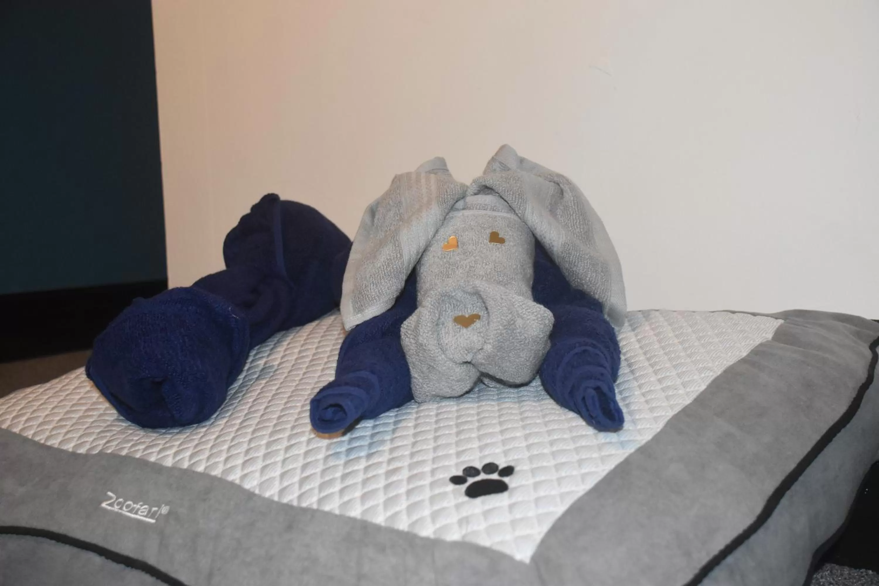 Other, Bed in The Old Silent Inn