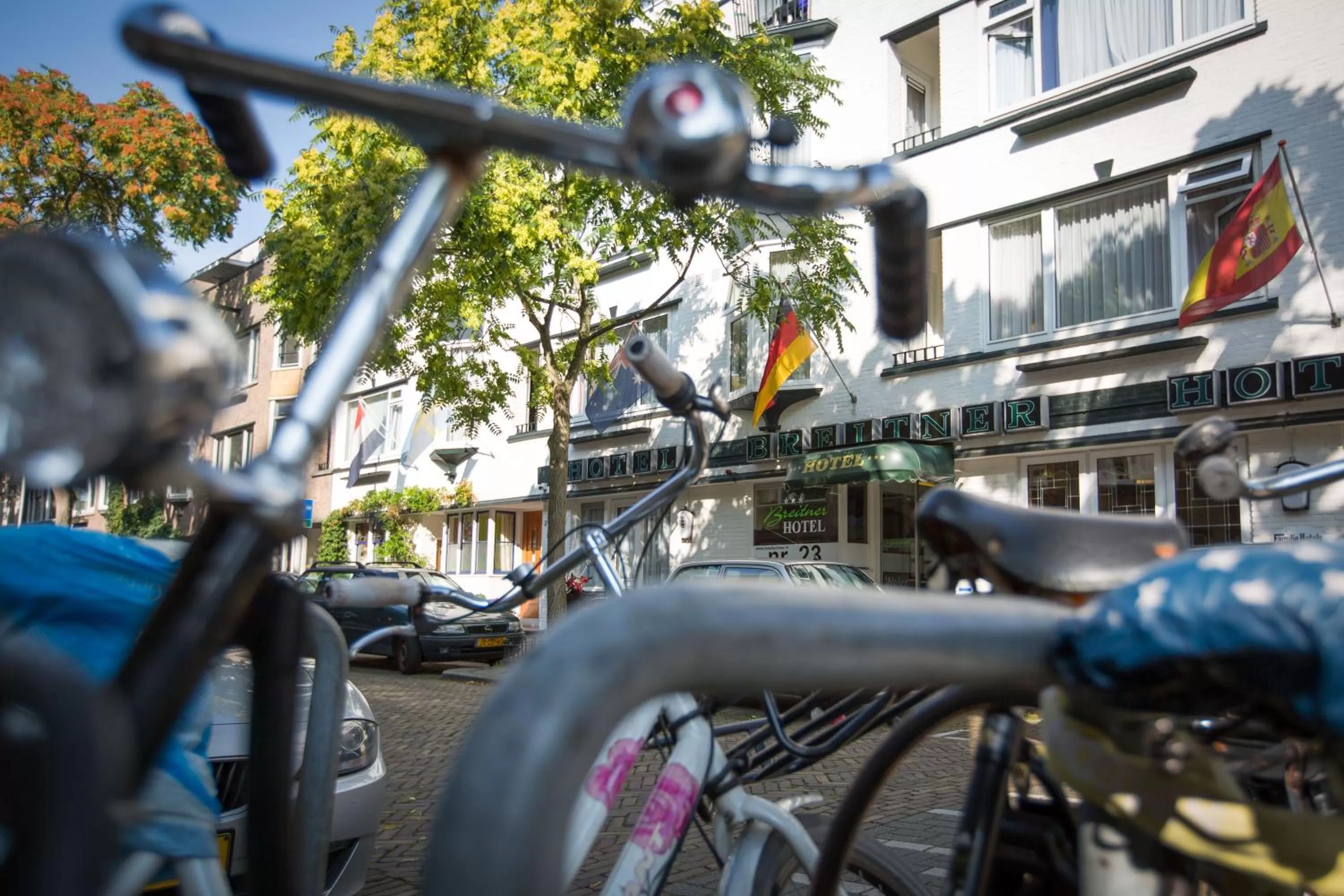 Facade/entrance in Hotel Breitner